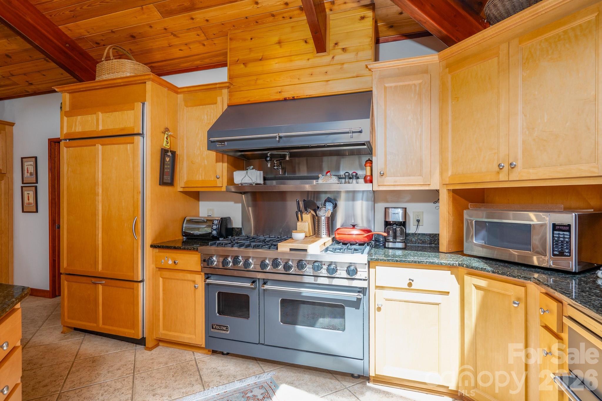 137 Windy Hill Cove Property Photo 13