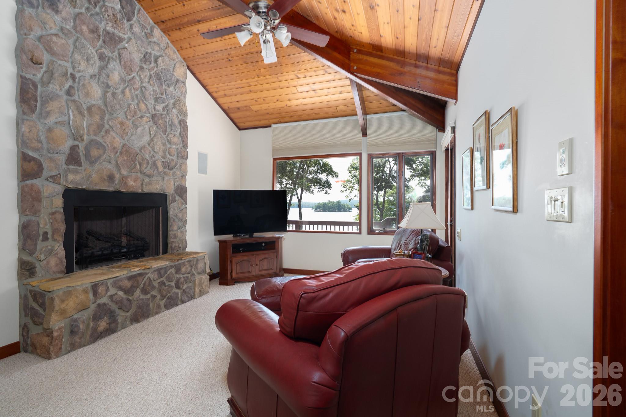 137 Windy Hill Cove Property Photo 19