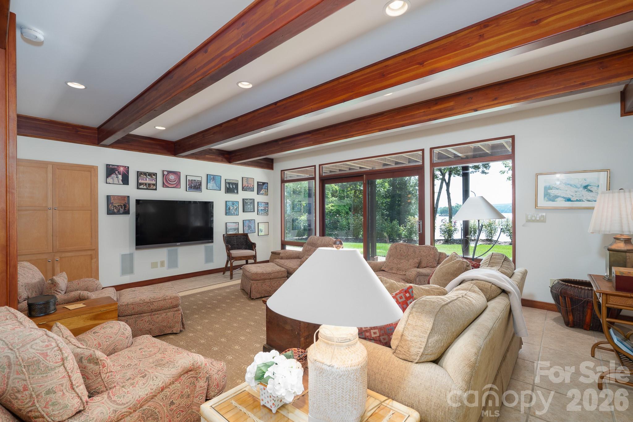 137 Windy Hill Cove Property Photo 27