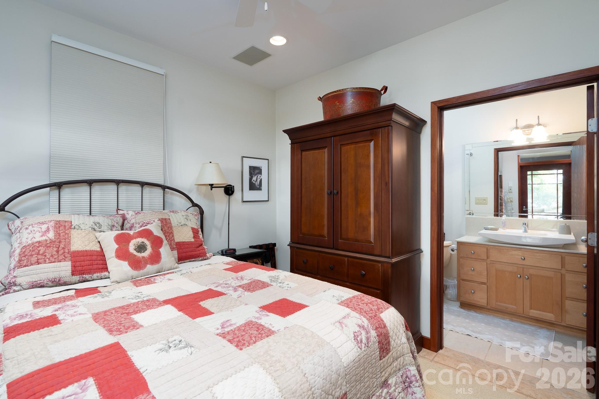 137 Windy Hill Cove Property Photo 32