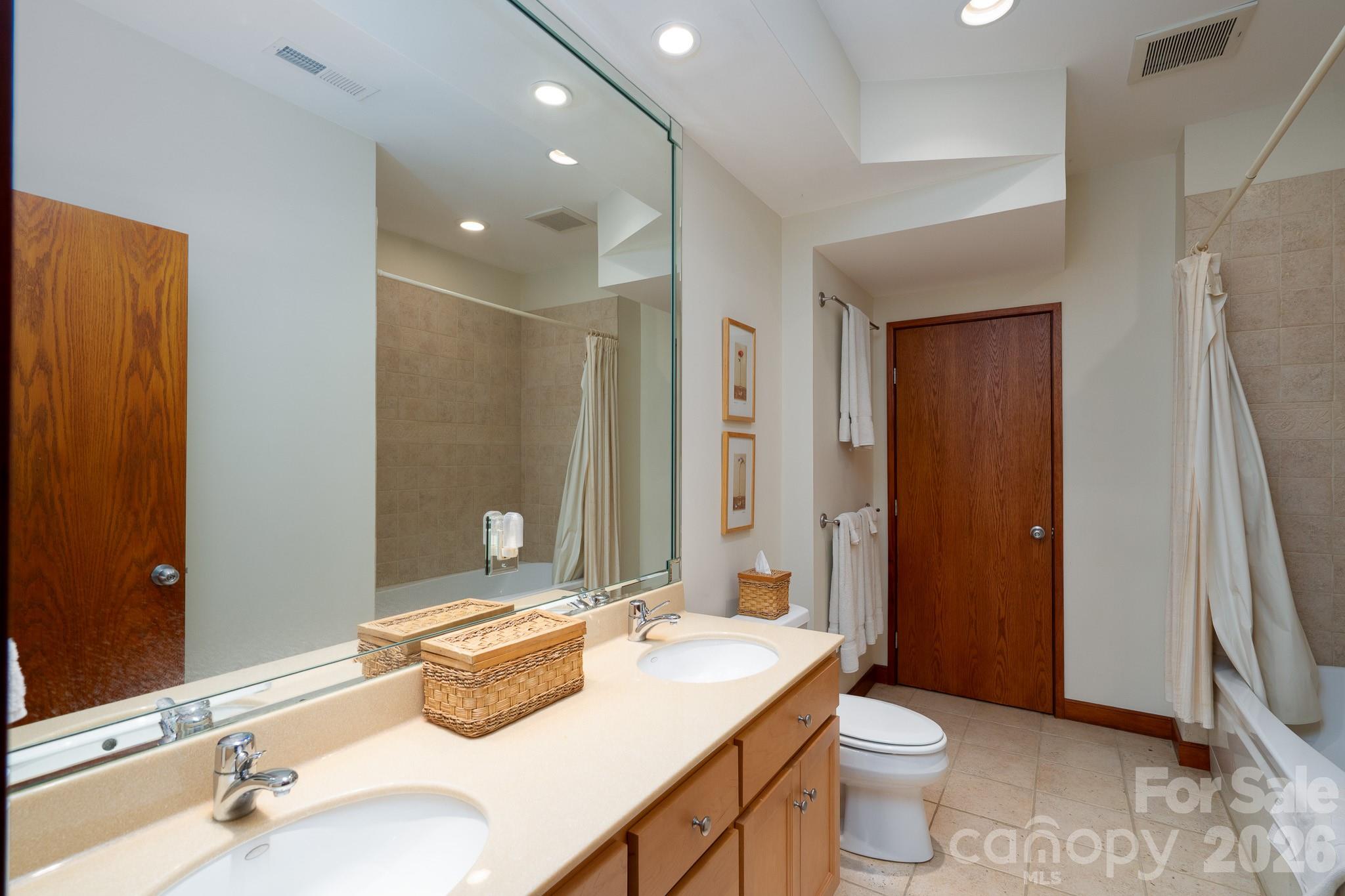 137 Windy Hill Cove Property Photo 35