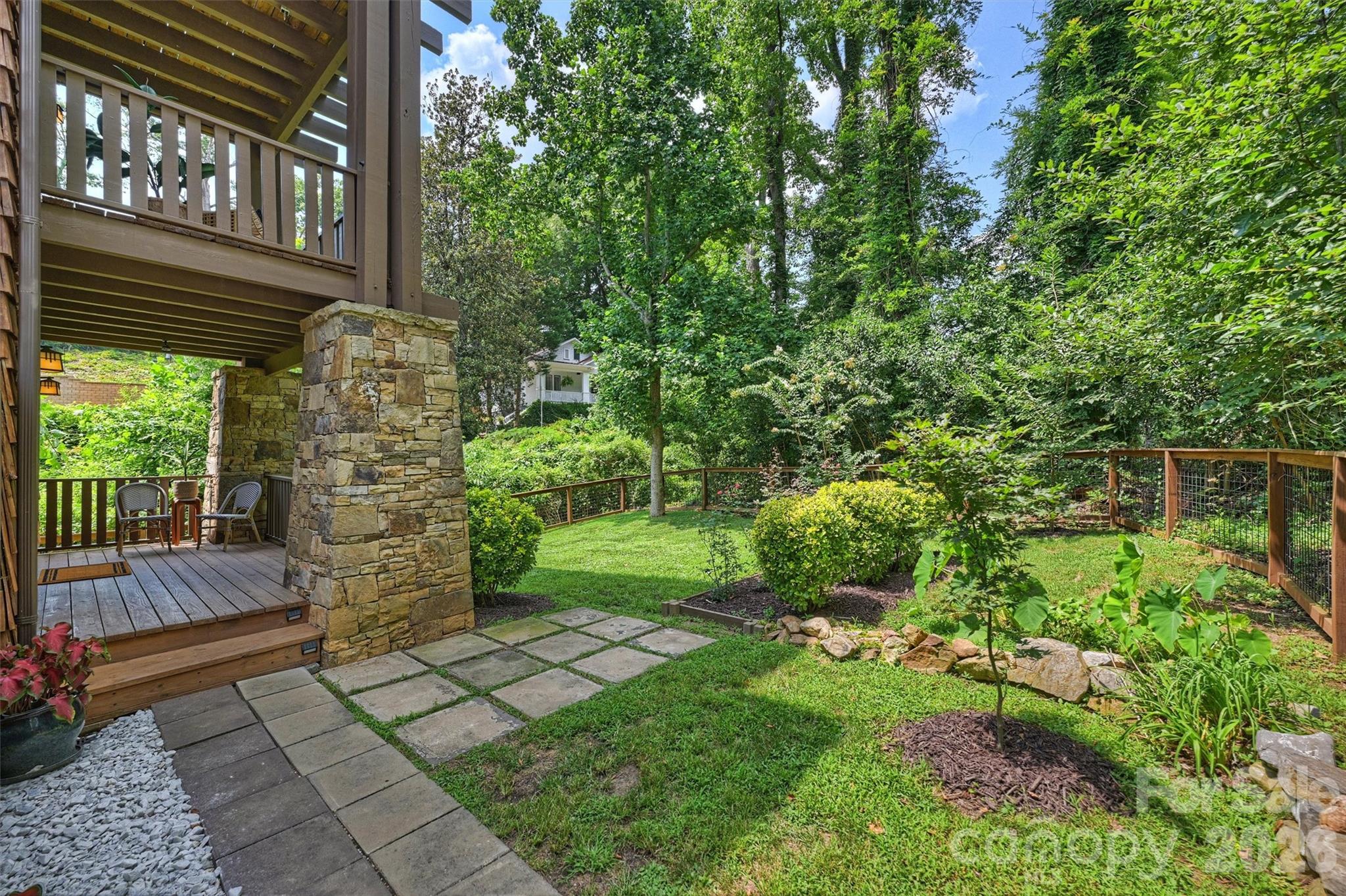 1611 Tippah Park Court Property Photo 33
