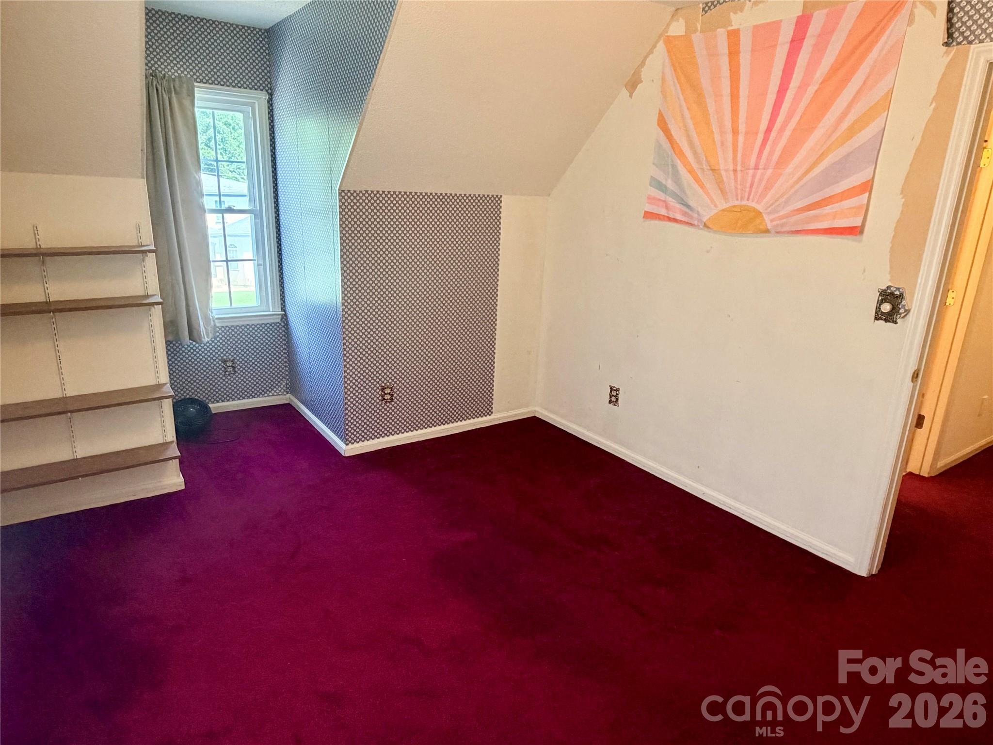 1070 W River Run Property Photo 25