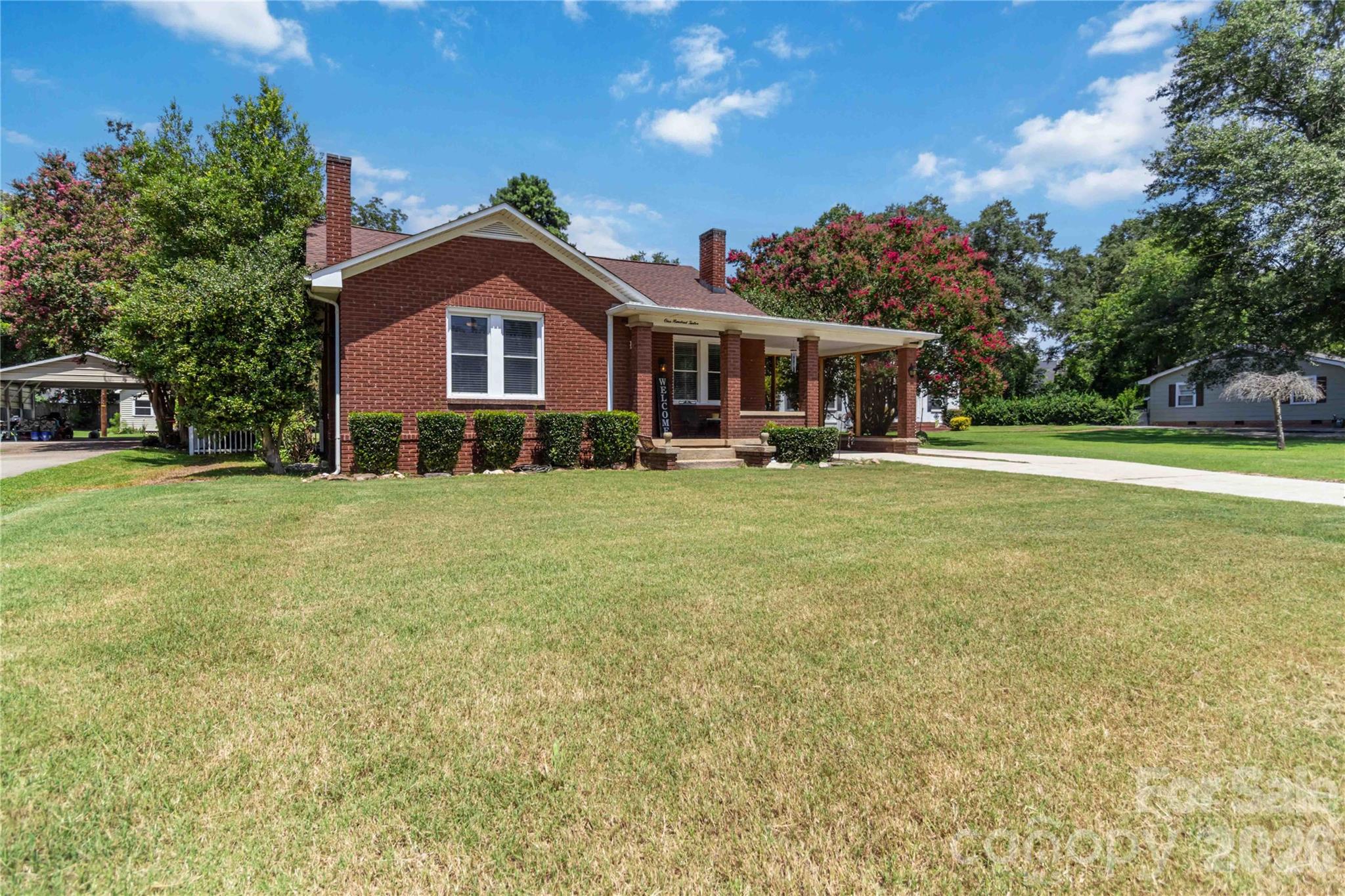 112 Pressley Street Property Photo 2