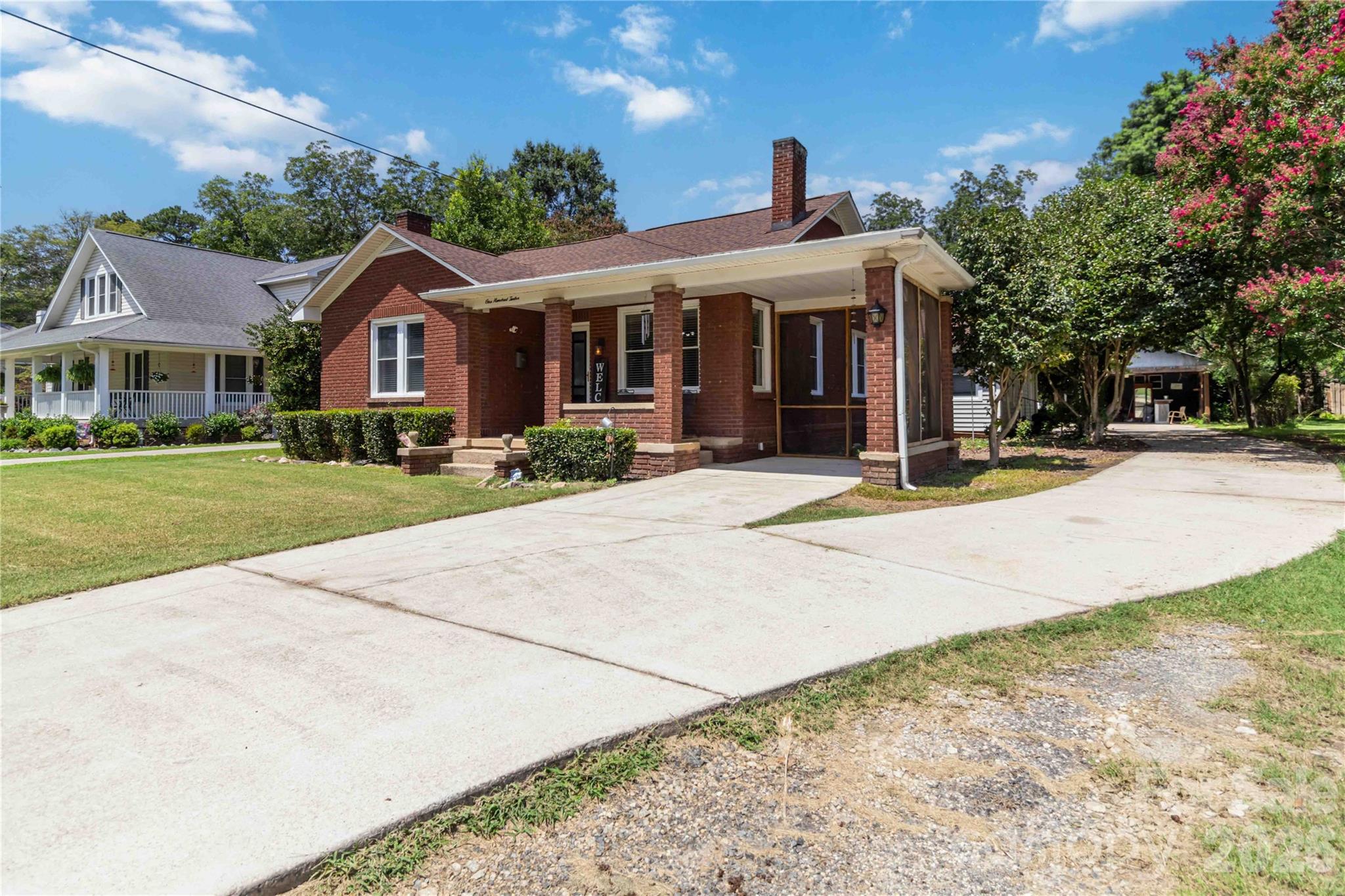 112 Pressley Street Property Photo 3