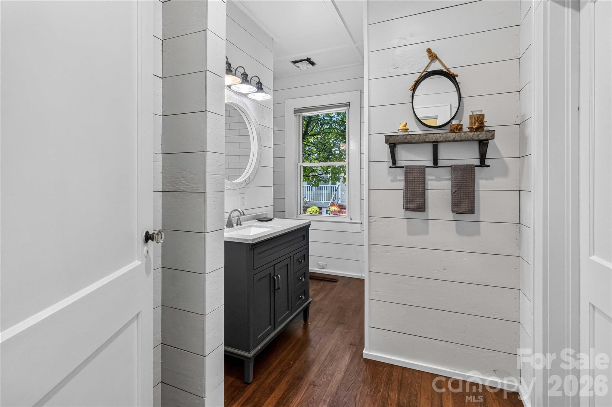 112 Pressley Street Property Photo 24