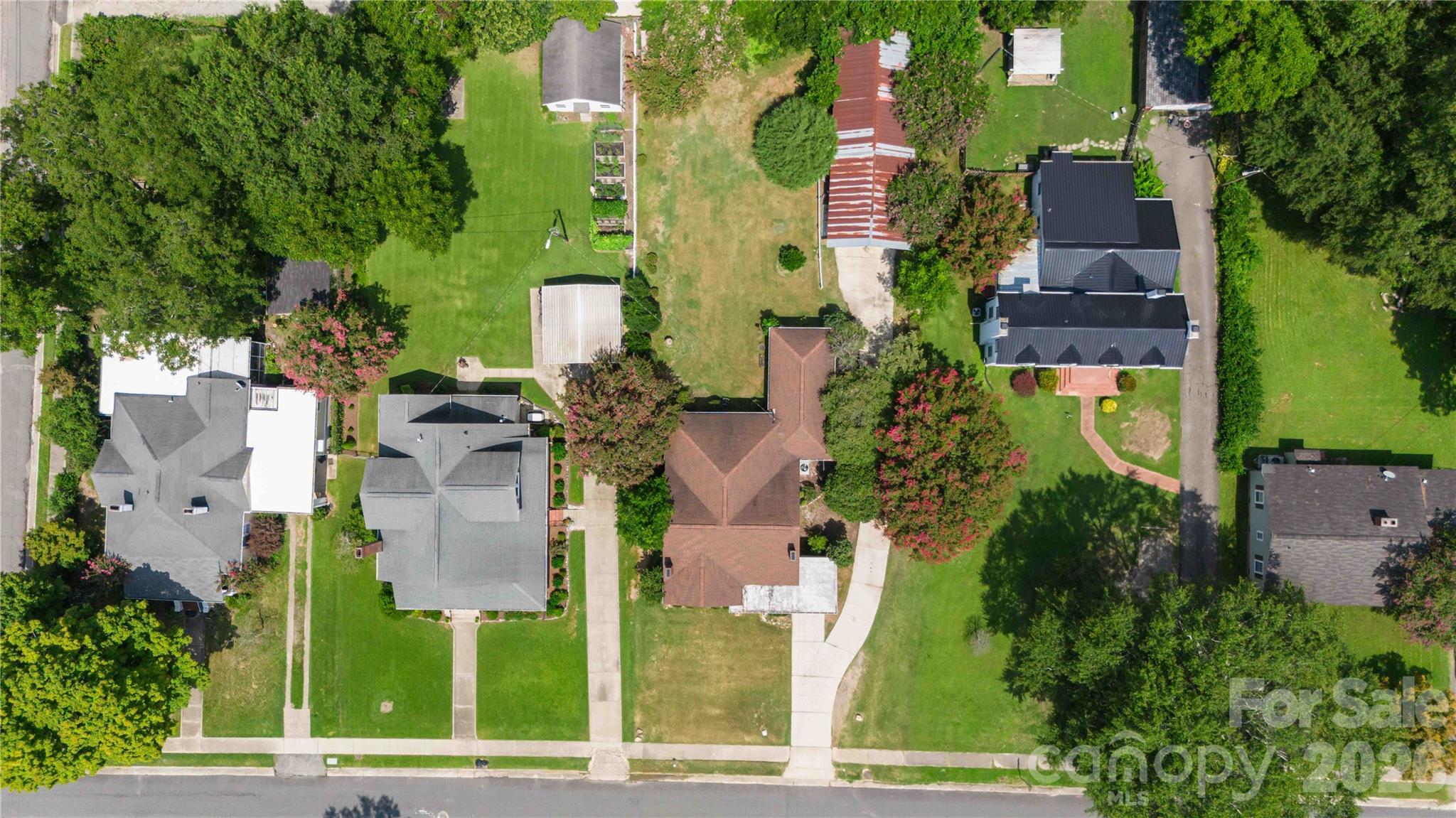 112 Pressley Street Property Photo 30