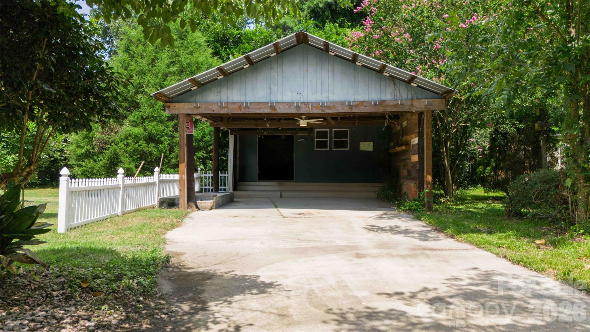112 Pressley Street Property Photo 37