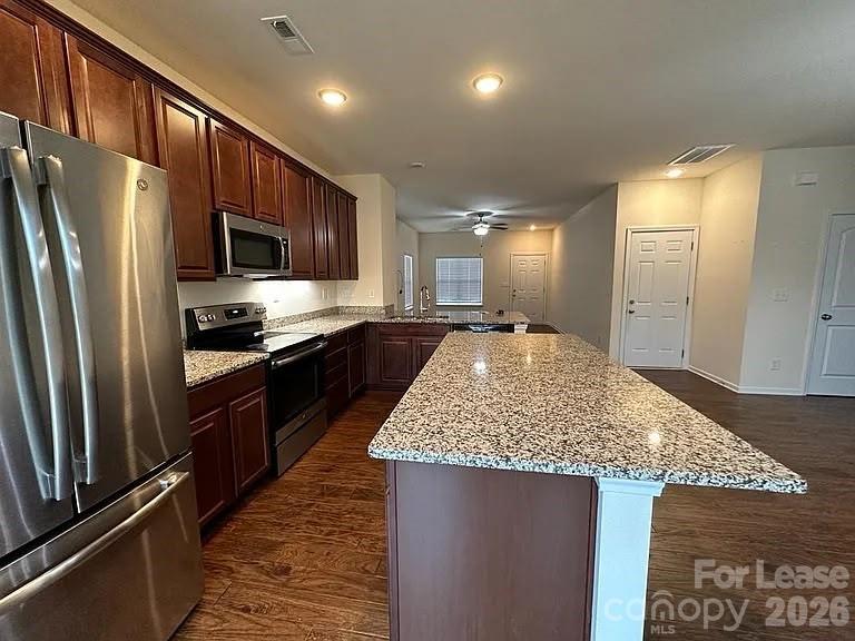 5512 John Mcdowell Place Property Photo 3