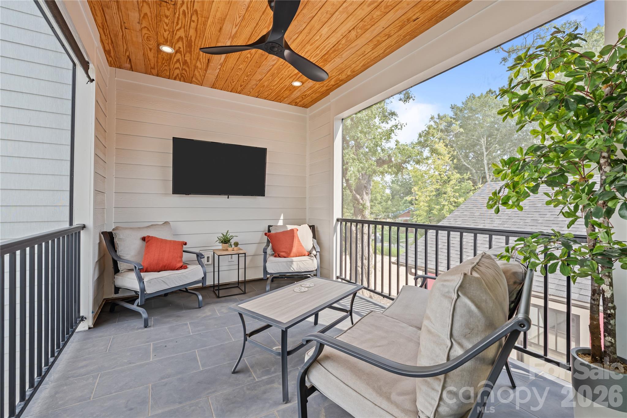 3020 Cobbs Hill Road Property Photo 8