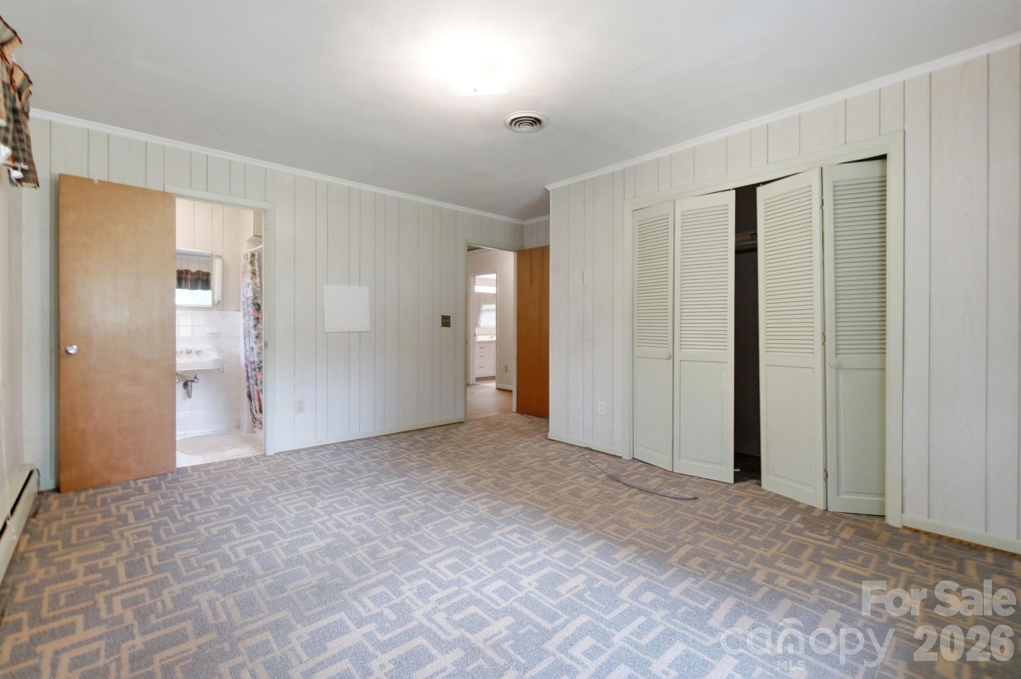 406 Town Street Property Photo 14
