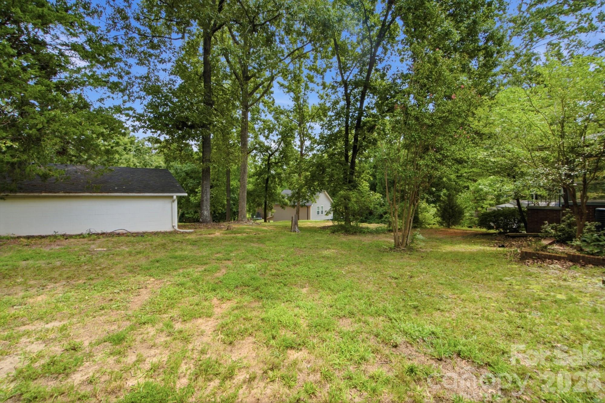 406 Town Street Property Photo 44