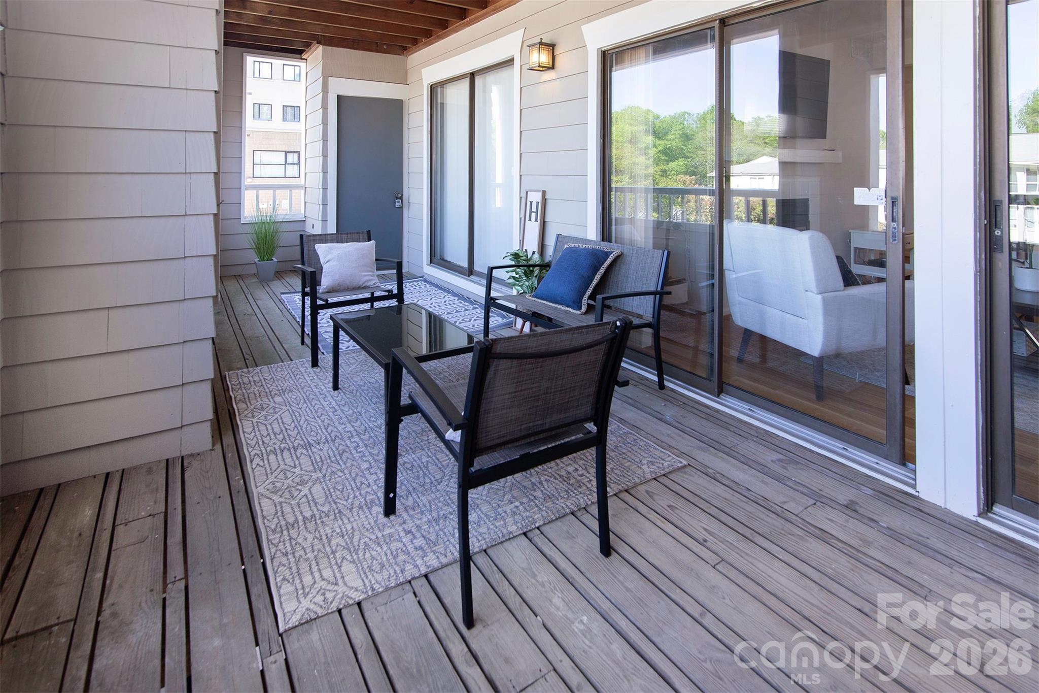 212 W 10th Street 17 Property Photo 19