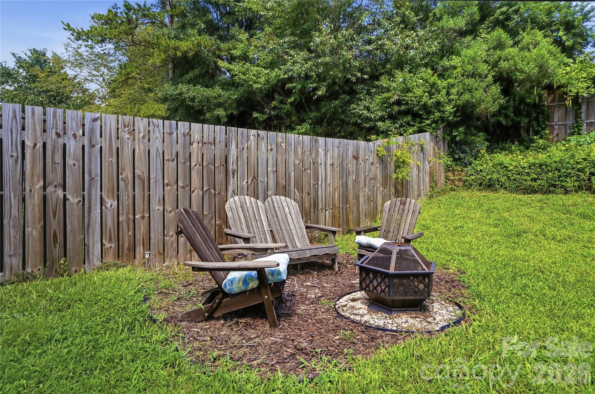 2925 Deep Cove Drive Property Photo 23