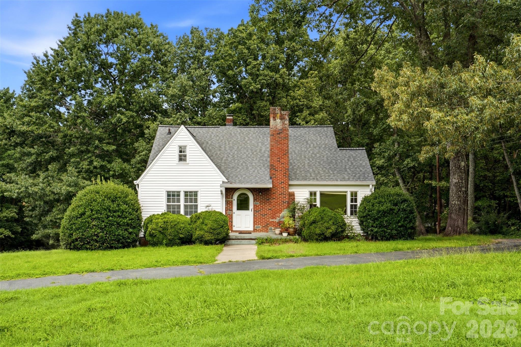 3732 Hickory Highway Property Photo 1