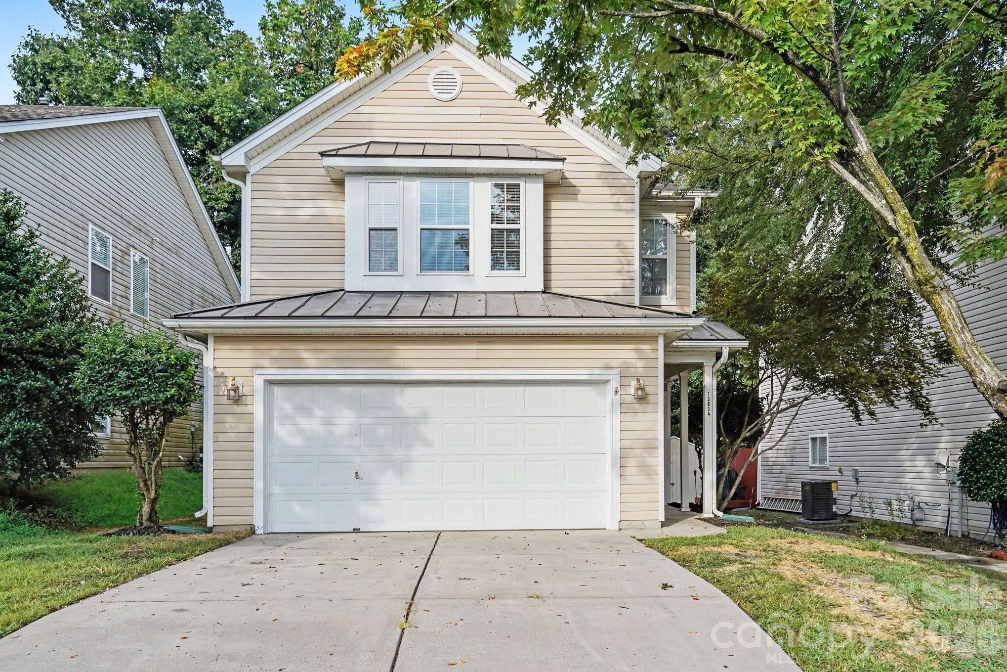 13634 Riding Hill Avenue Property Photo 1