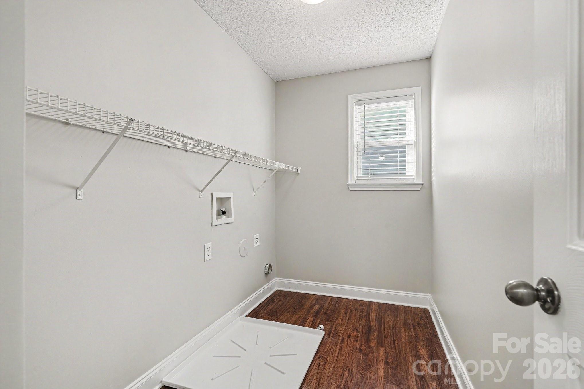 13634 Riding Hill Avenue Property Photo 20