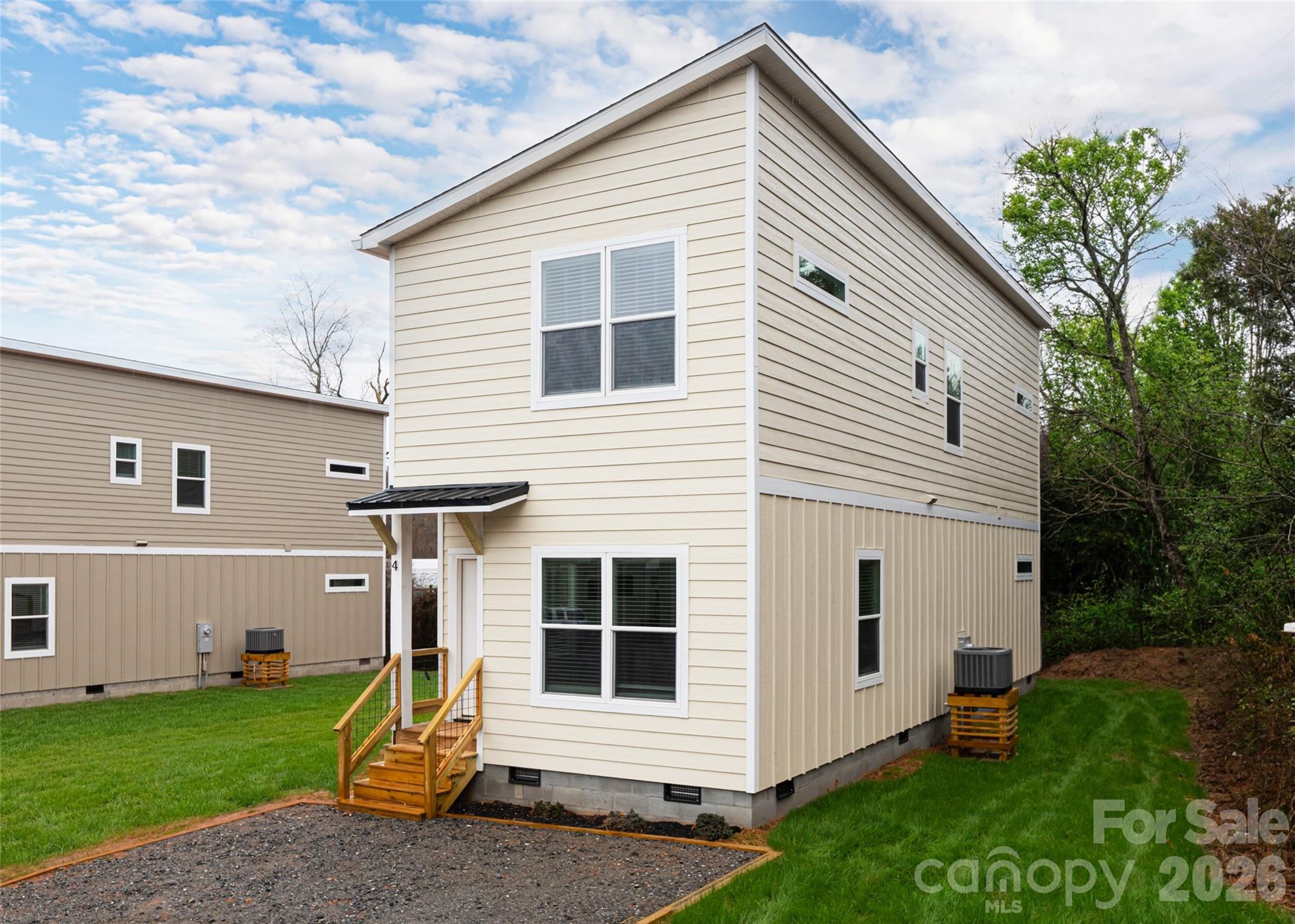 4 & 10 Wyndom Lane Property Photo 6