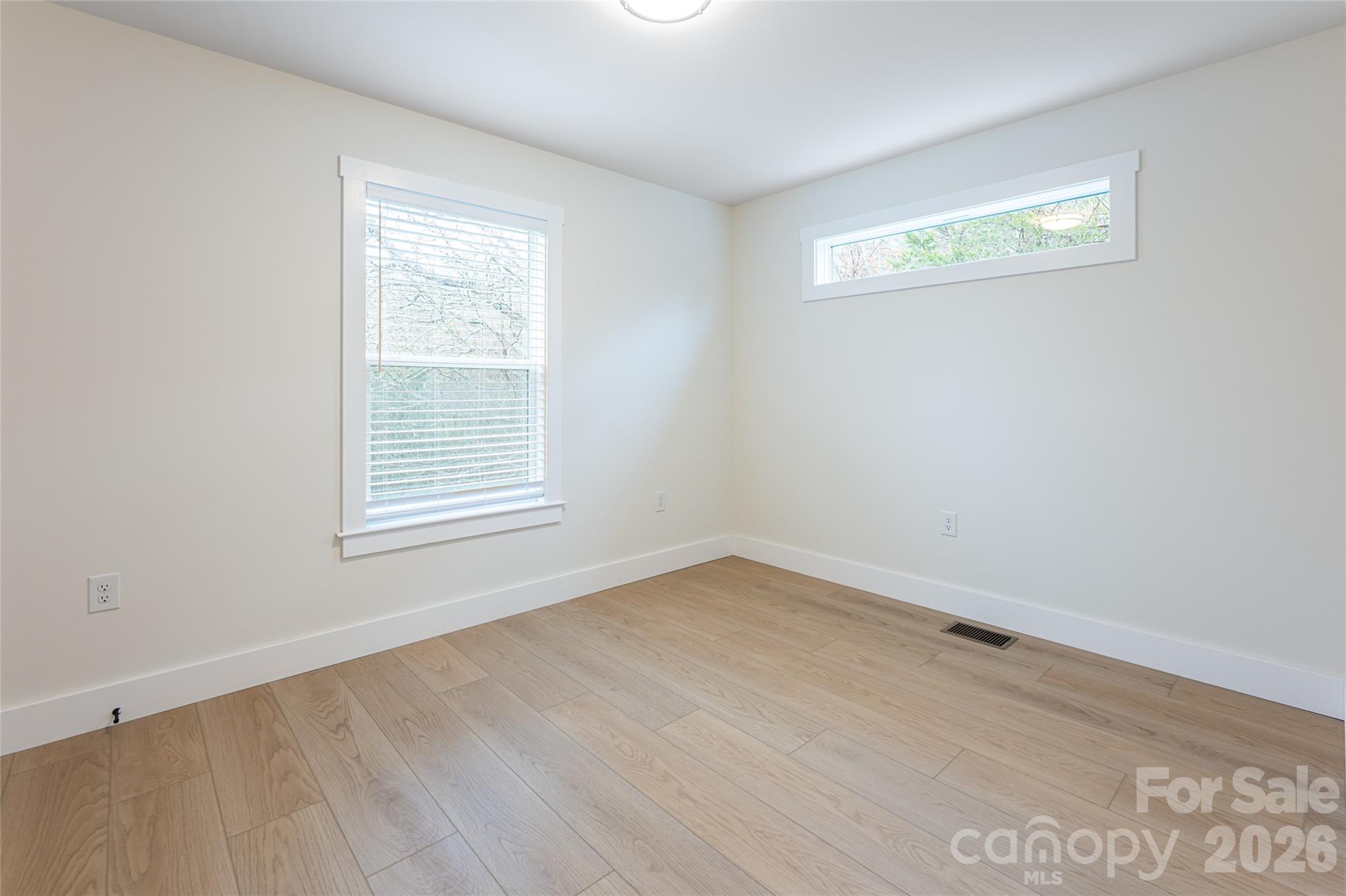 4 & 10 Wyndom Lane Property Photo 17