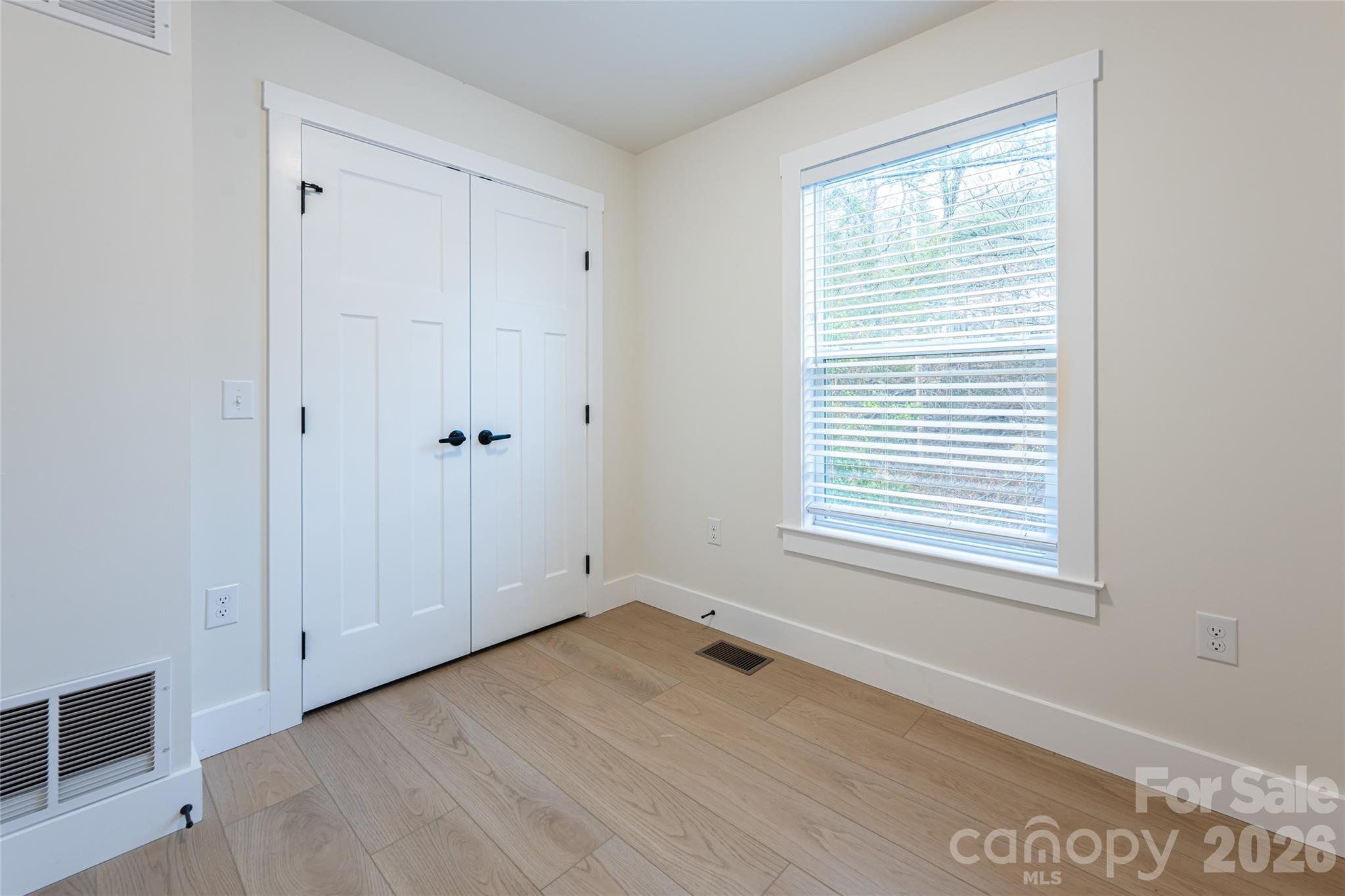 4 & 10 Wyndom Lane Property Photo 19