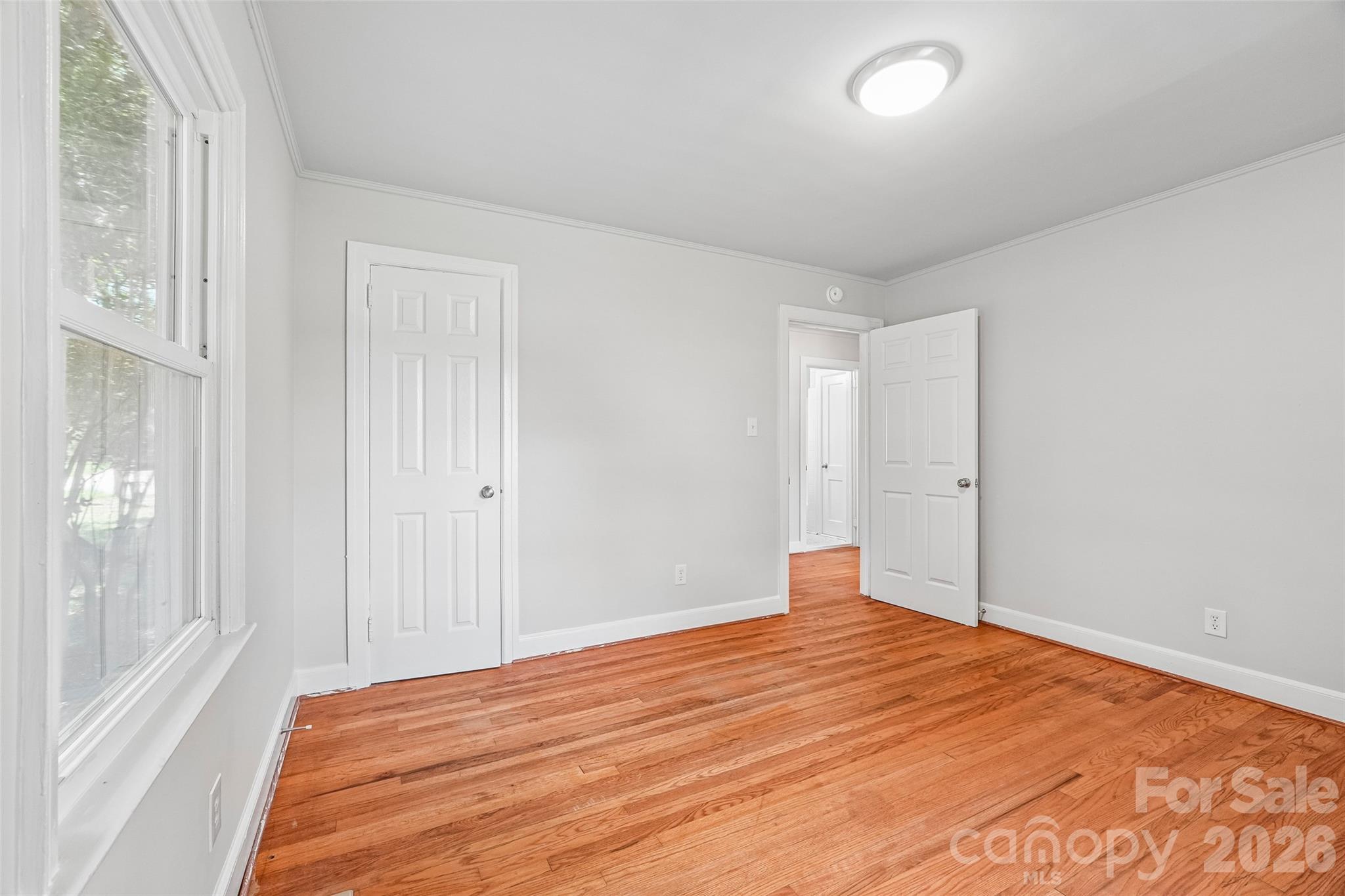808 Lowery Street Property Photo 8