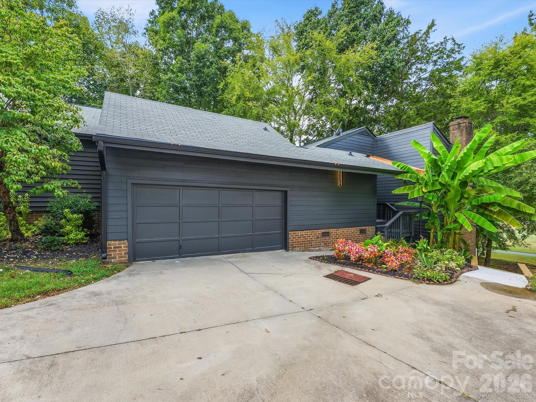 8923 St Croix Lane Property Photo 1