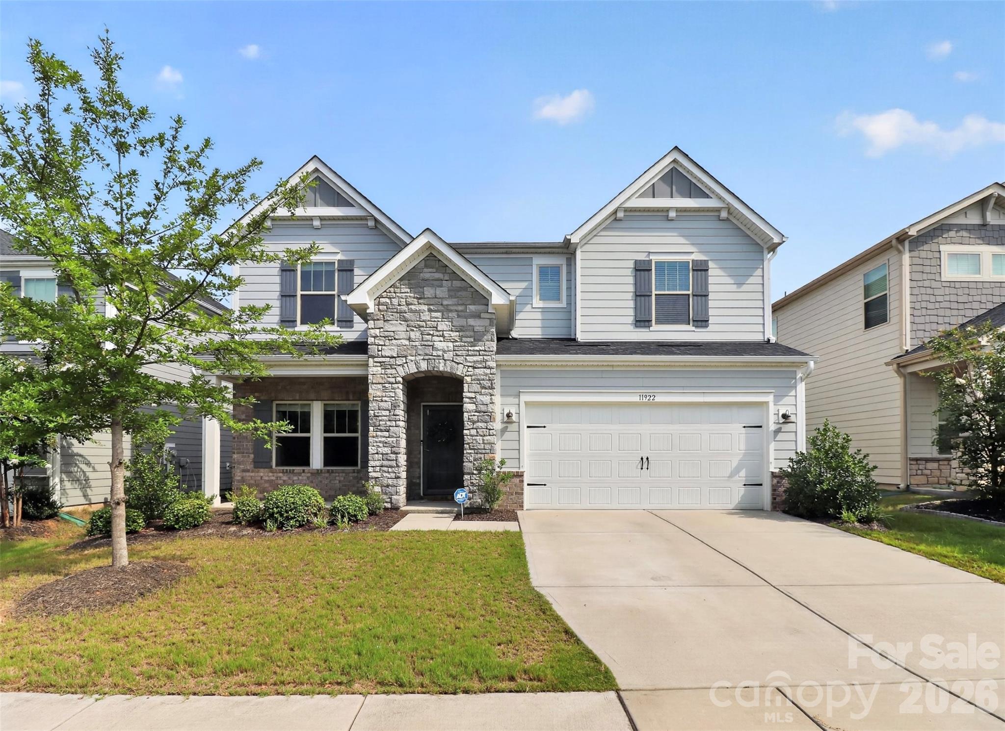 11922 Silverheel Lane Property Photo 1