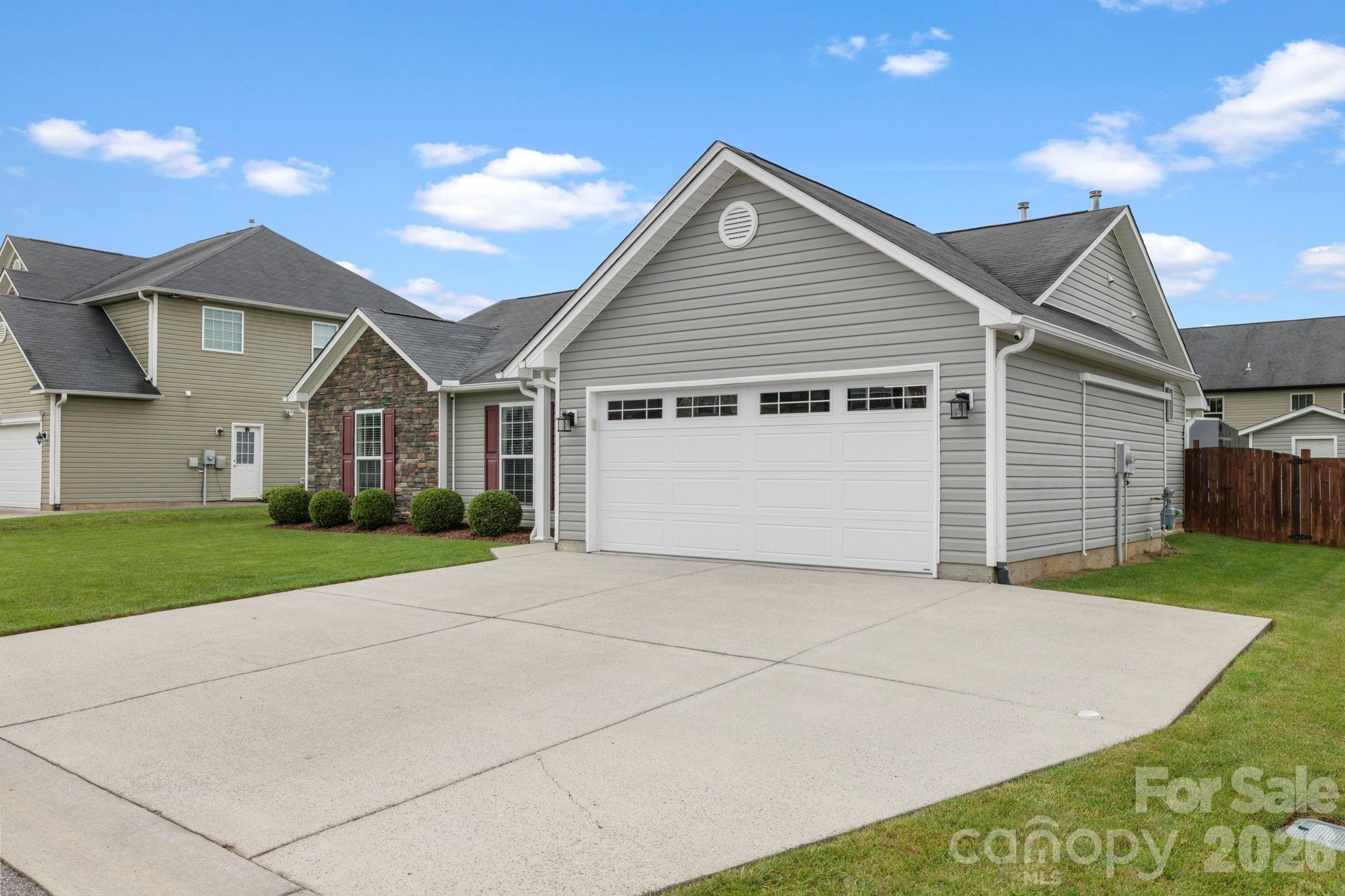 38 E Swift Creek Road Property Photo 2