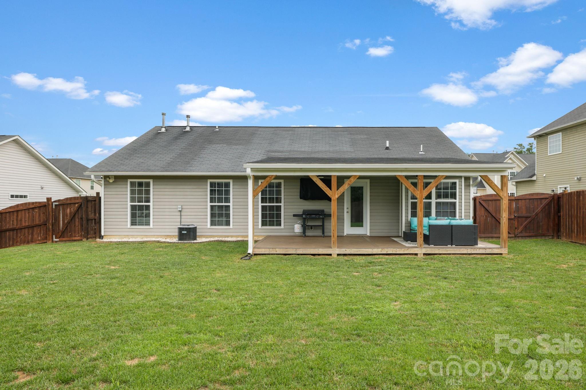 38 E Swift Creek Road Property Photo 5