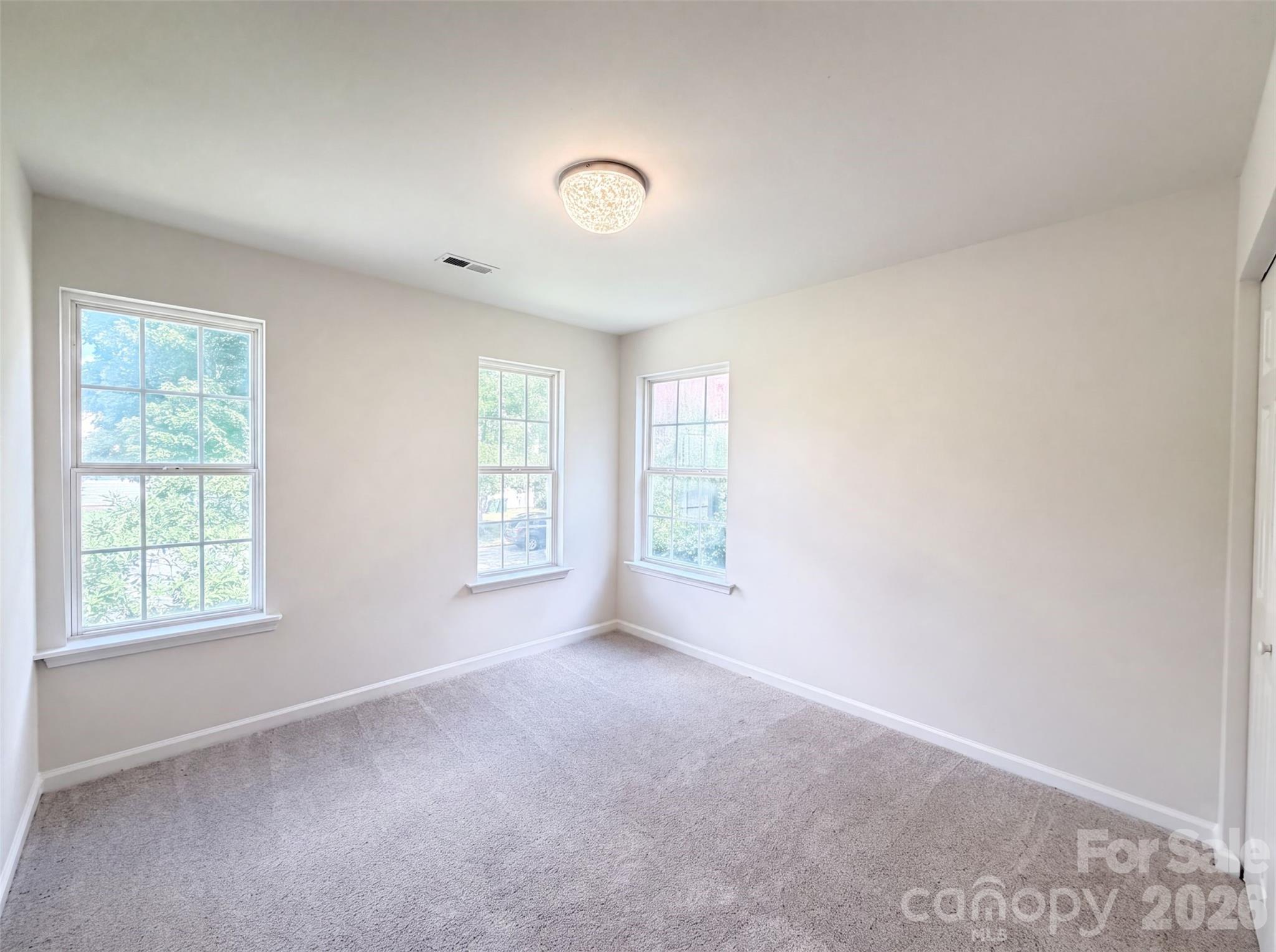 14542 Arbor Ridge Drive Property Photo 11