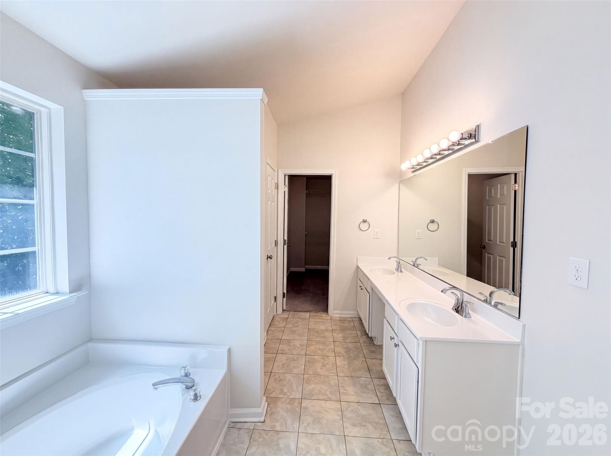 14542 Arbor Ridge Drive Property Photo 14