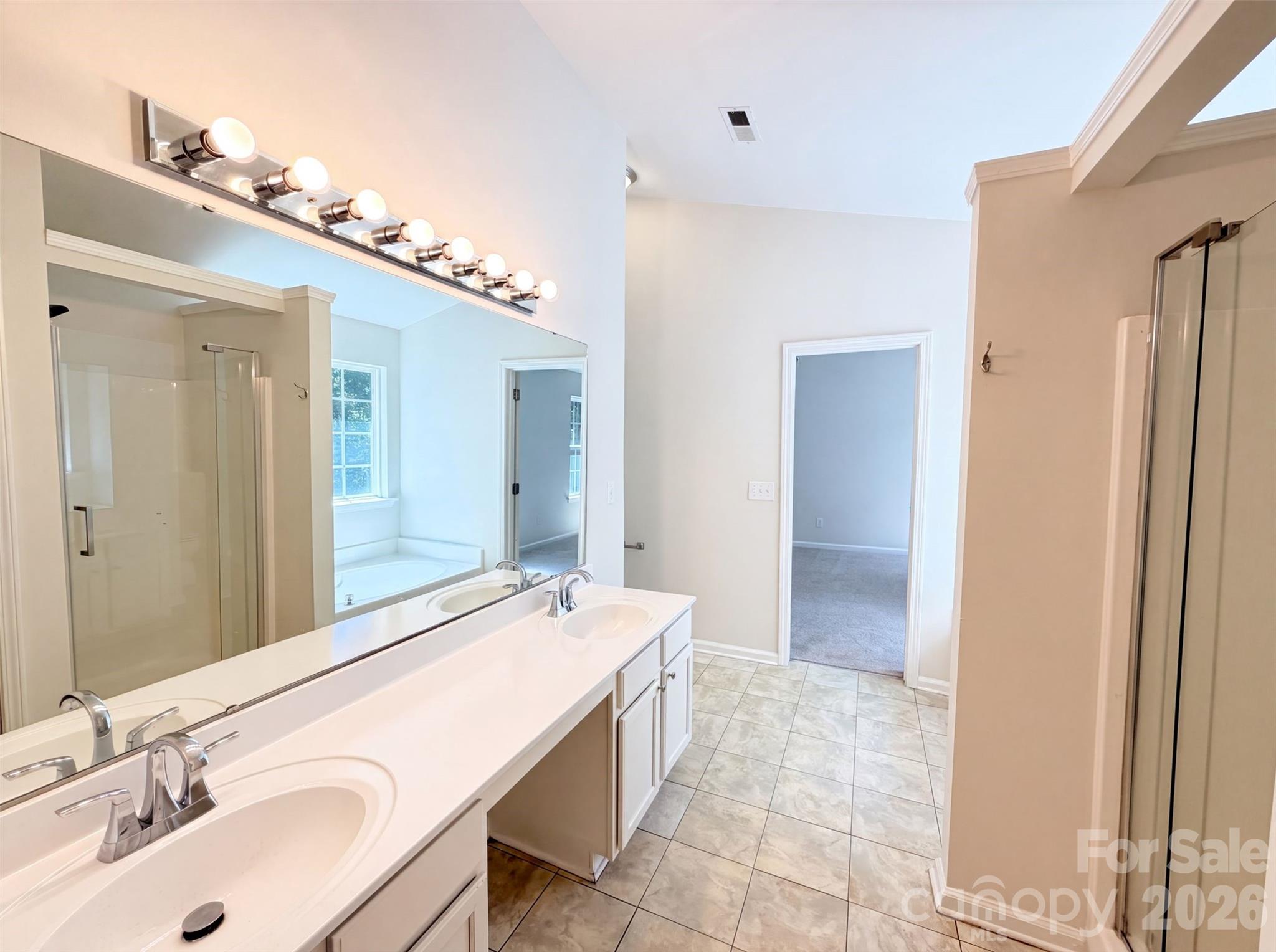 14542 Arbor Ridge Drive Property Photo 16
