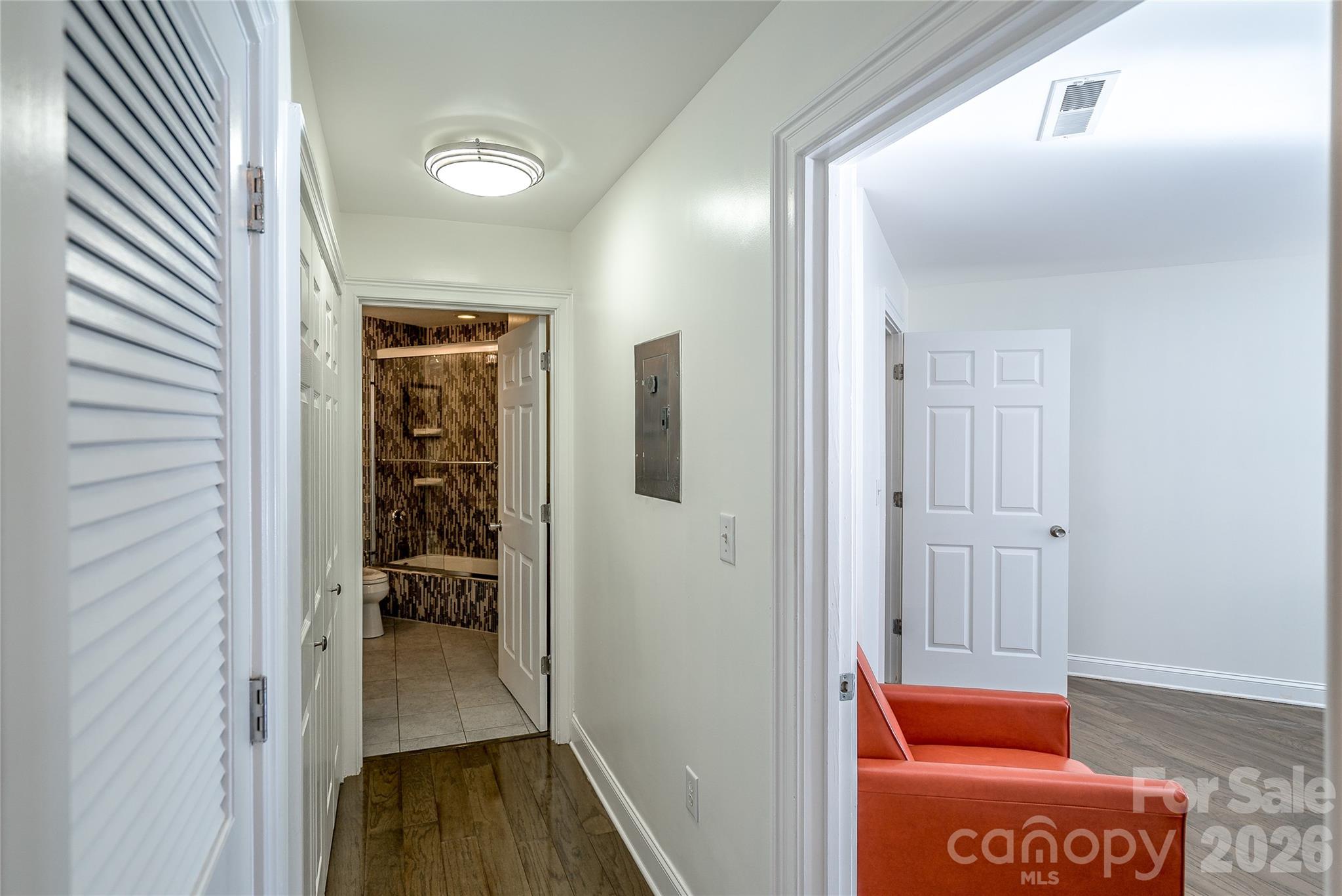 718 W Trade Street 605 Property Photo 13