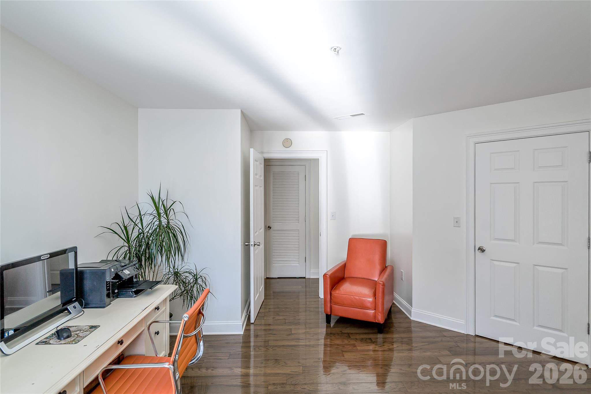 718 W Trade Street 605 Property Photo 14