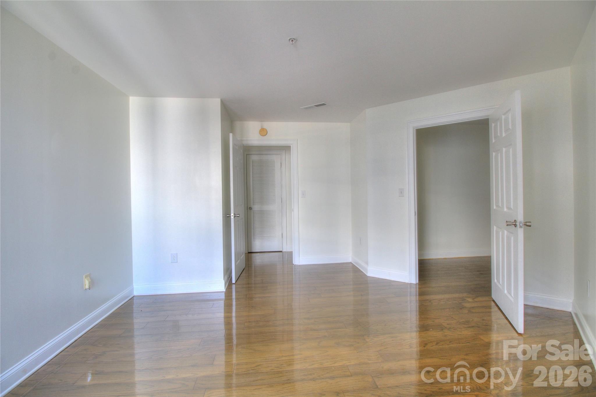 718 W Trade Street 605 Property Photo 37