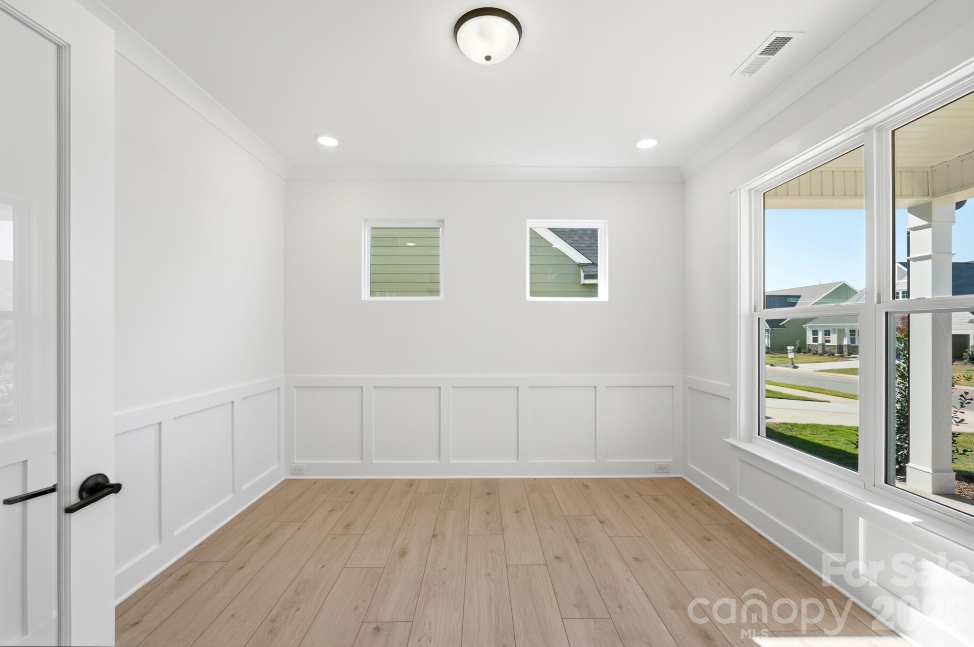 4475 Blue Mound Court Property Photo 6
