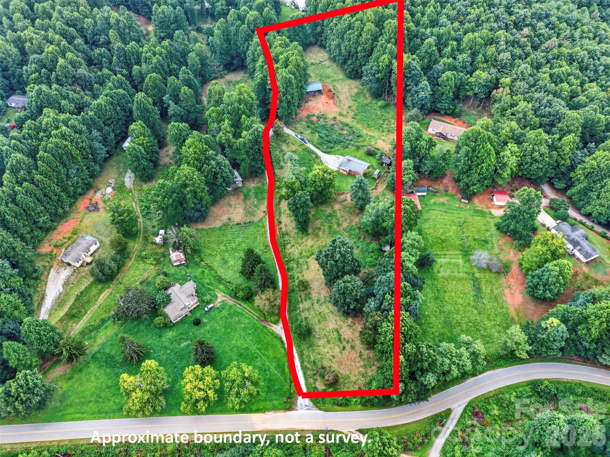 3702 Cabin Creek Road Property Photo 4