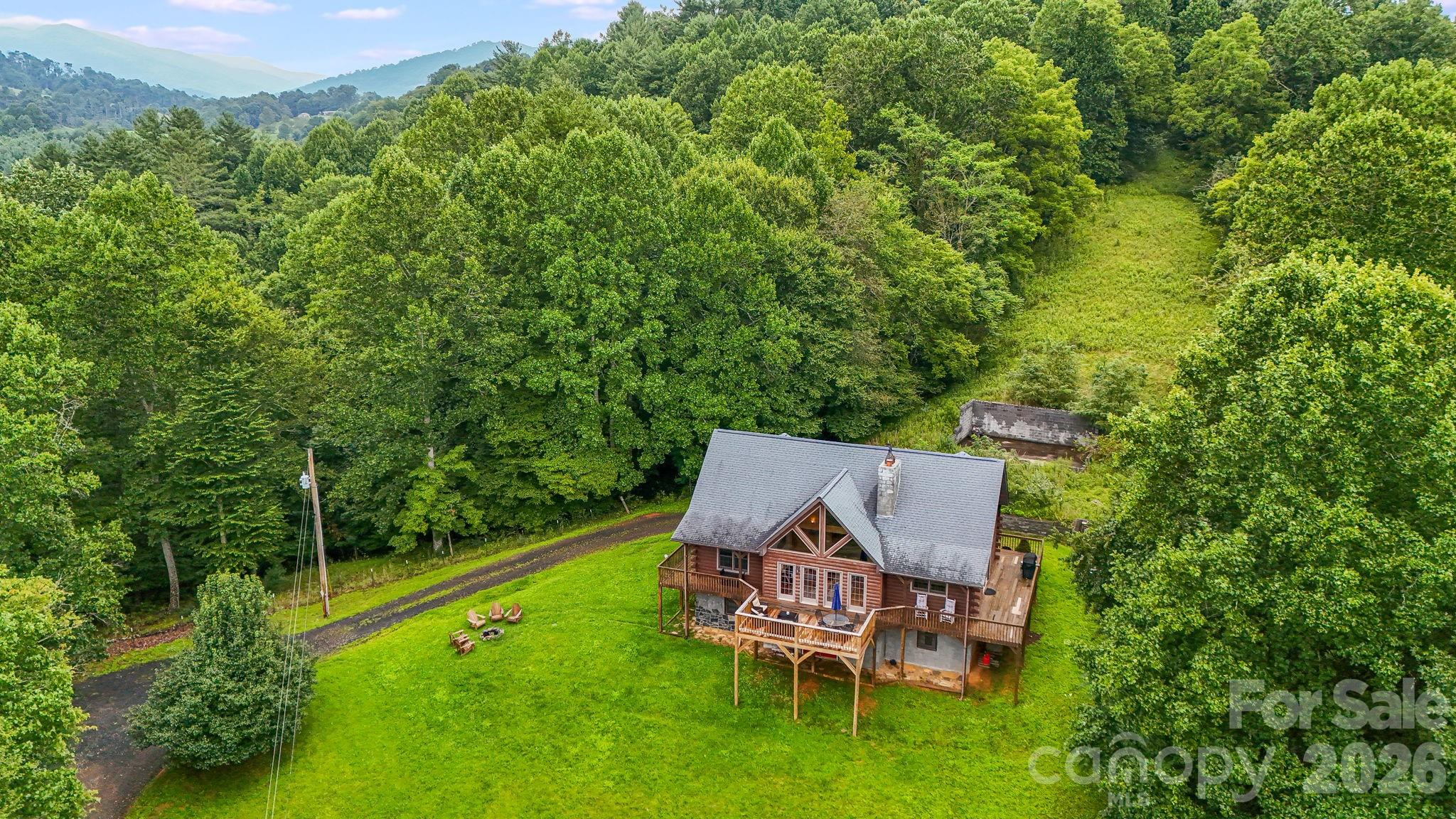 515 Raccoon Branch Road Property Photo 2
