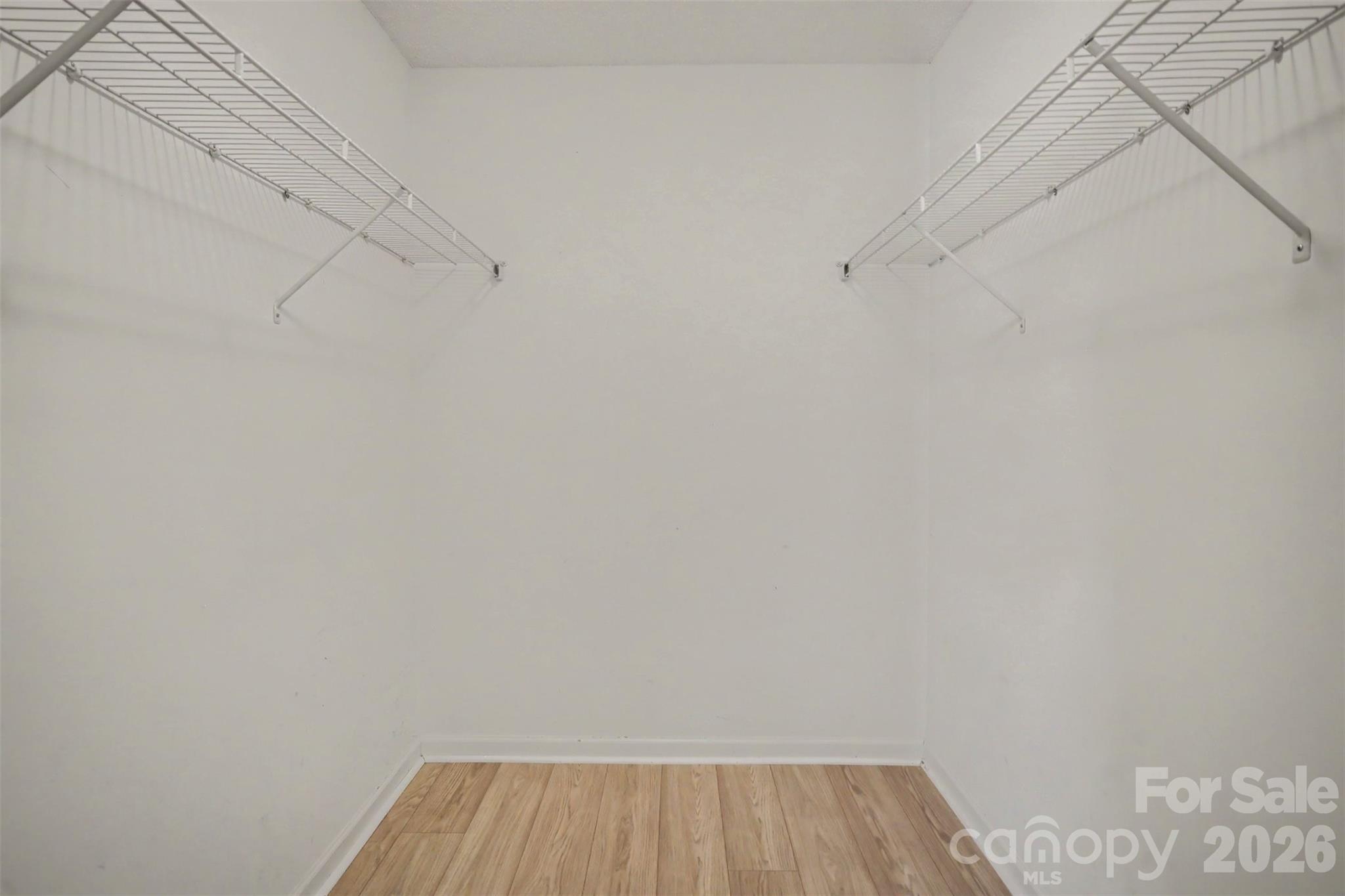 304 Llewellyn Street Property Photo 33