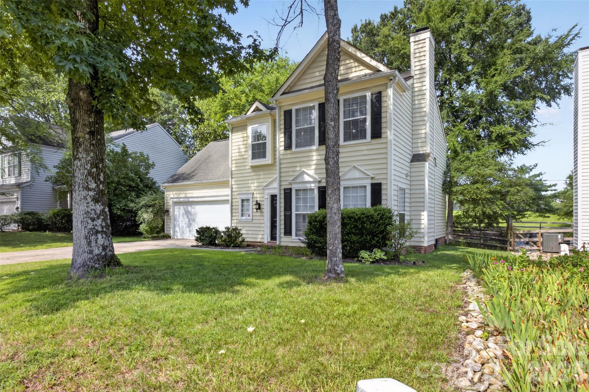 5936 Downfield Wood Drive Property Photo 2