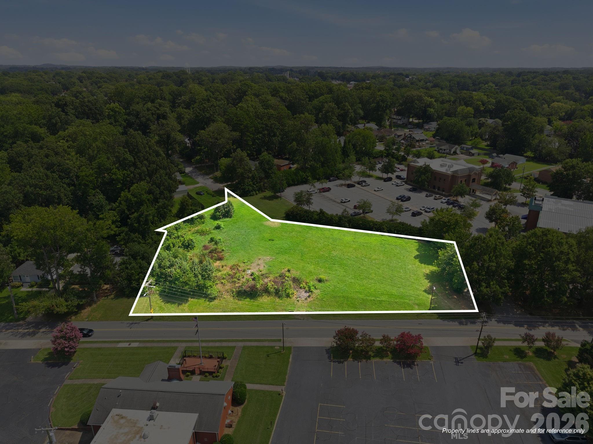 1027 Lincolnton Road Property Photo 1