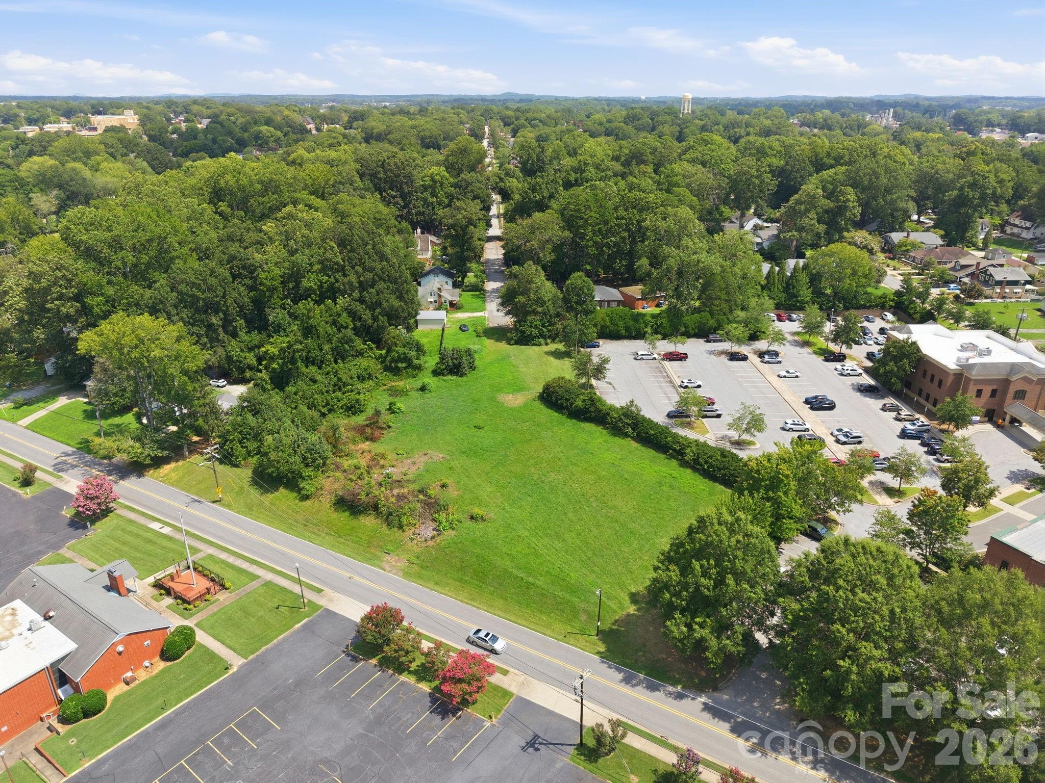 1027 Lincolnton Road Property Photo 3