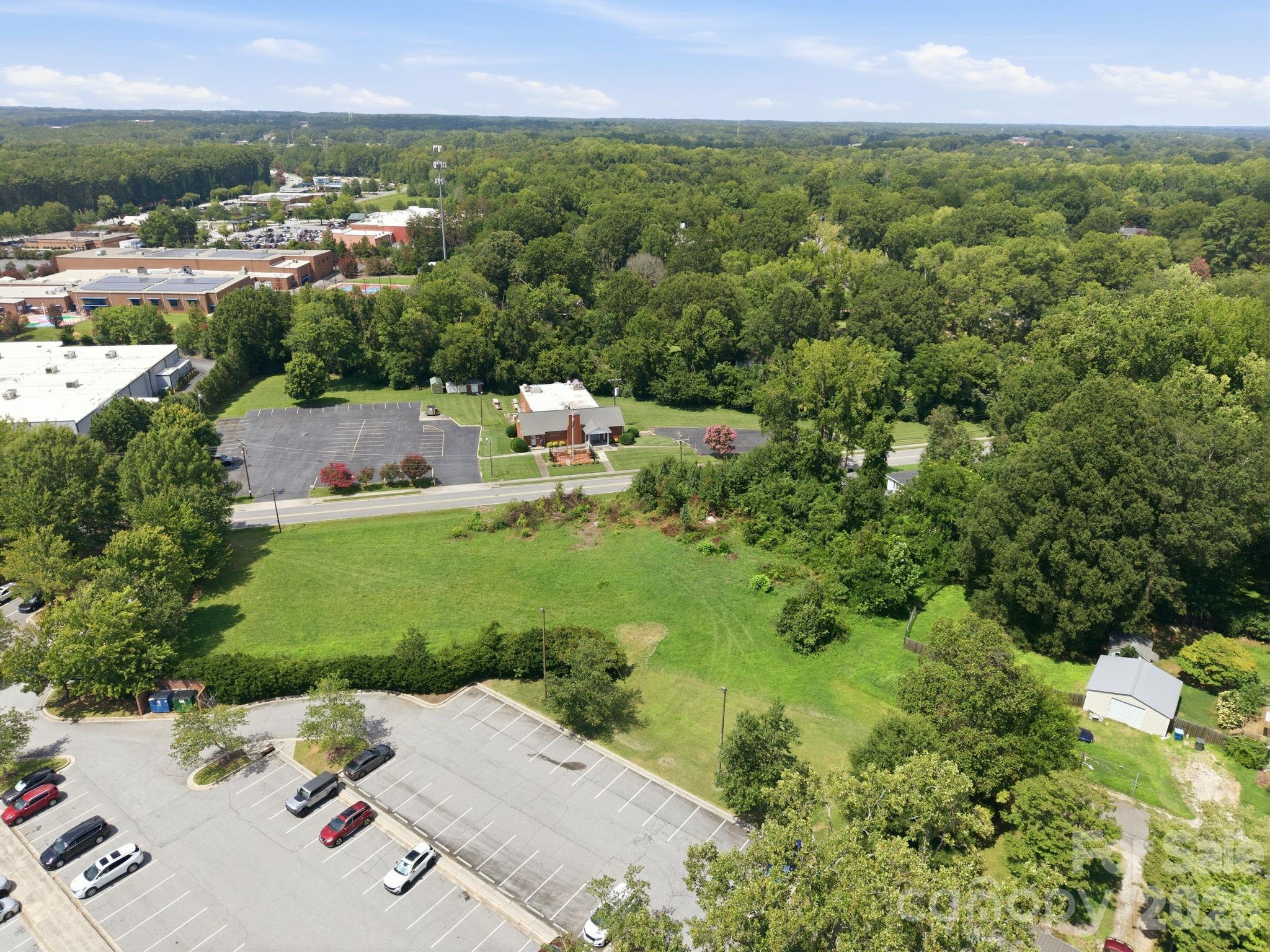 1027 Lincolnton Road Property Photo 4