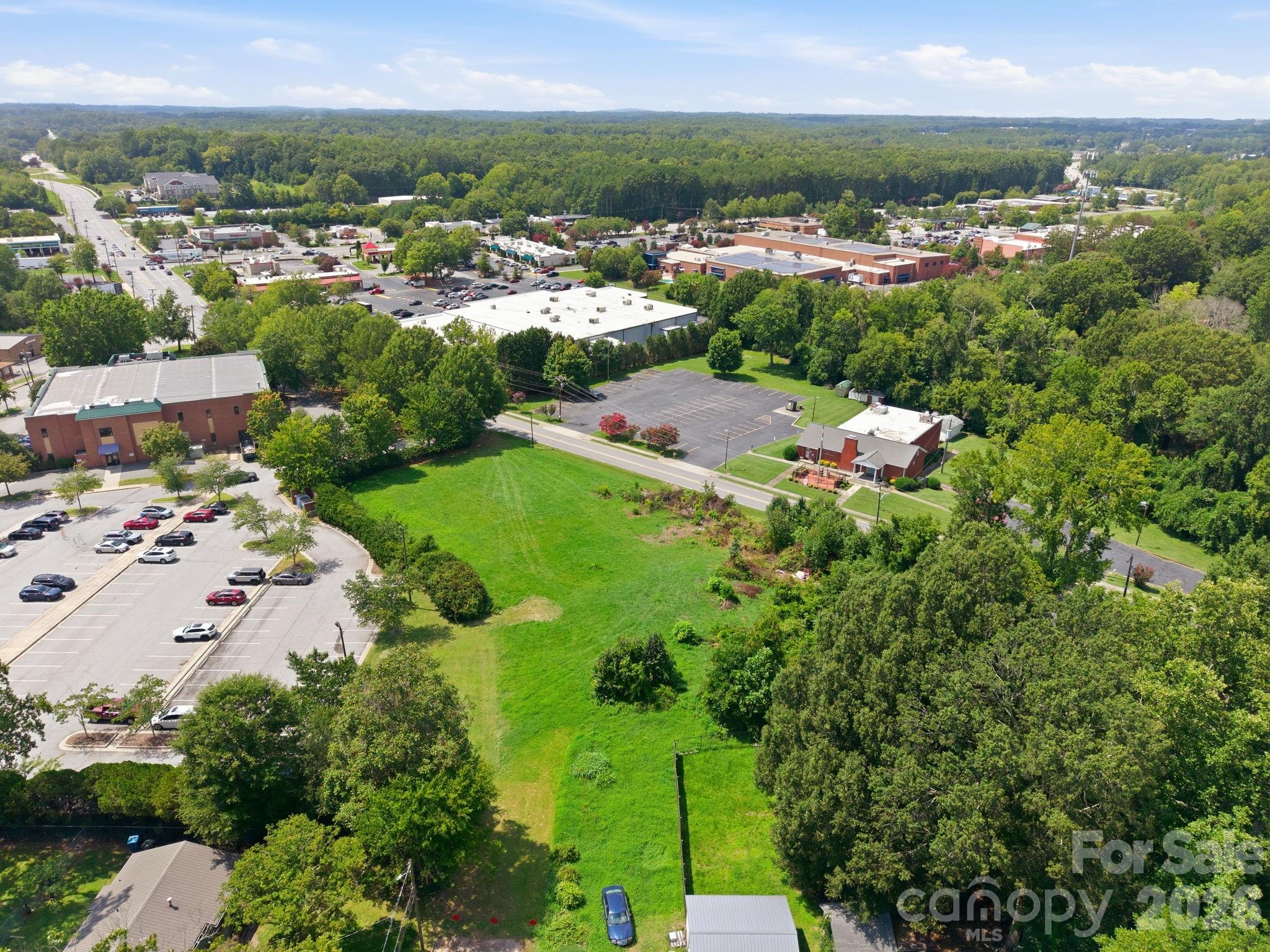 1027 Lincolnton Road Property Photo 5