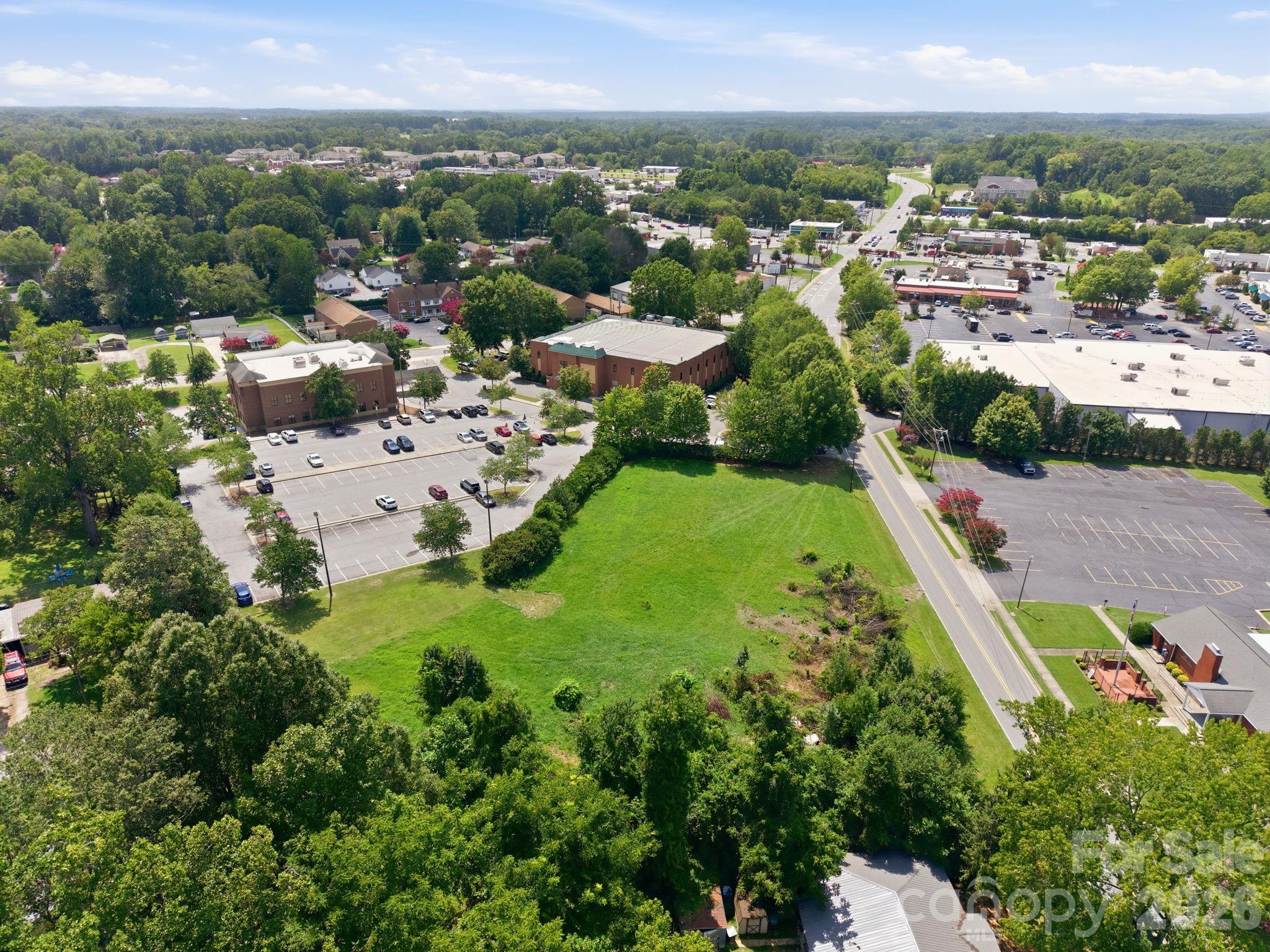 1027 Lincolnton Road Property Photo 6