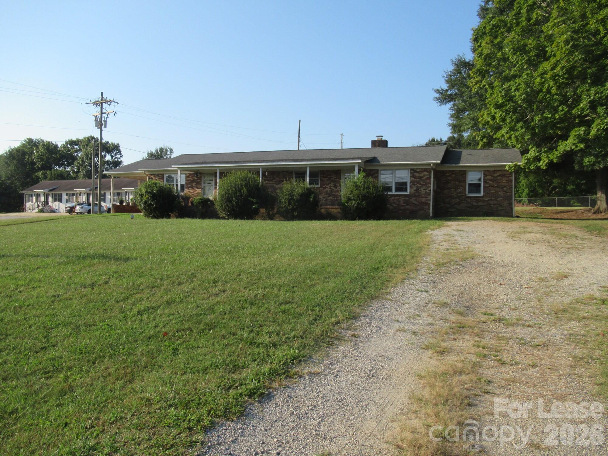 2084 Shuford Road Property Photo 3
