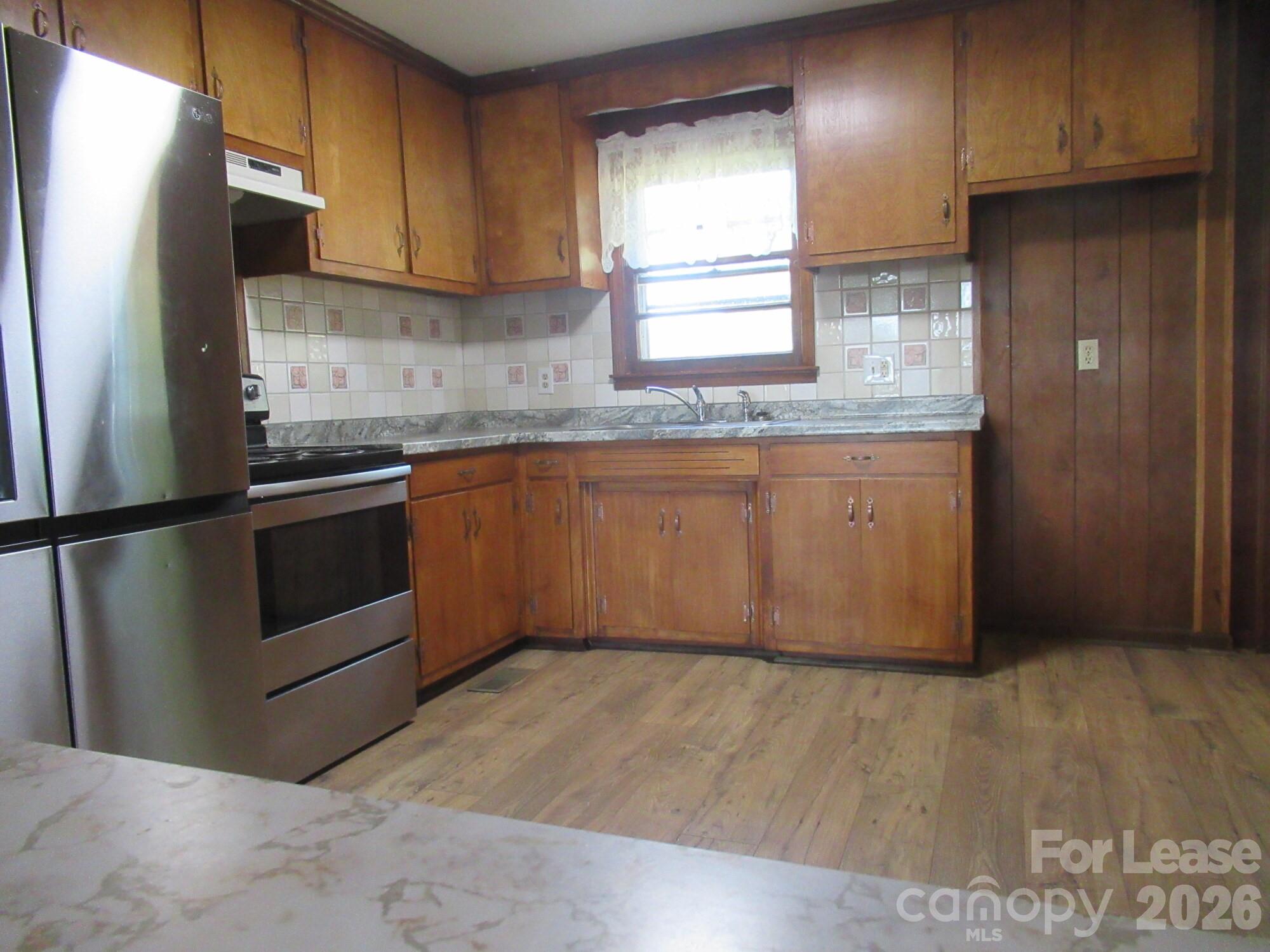 2084 Shuford Road Property Photo 9