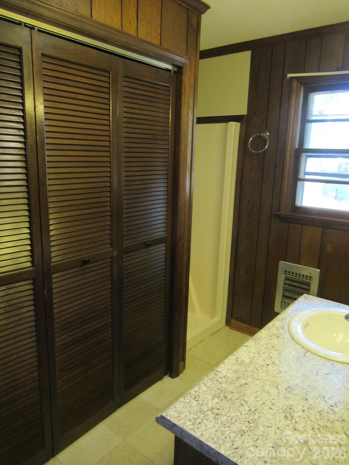 2084 Shuford Road Property Photo 14