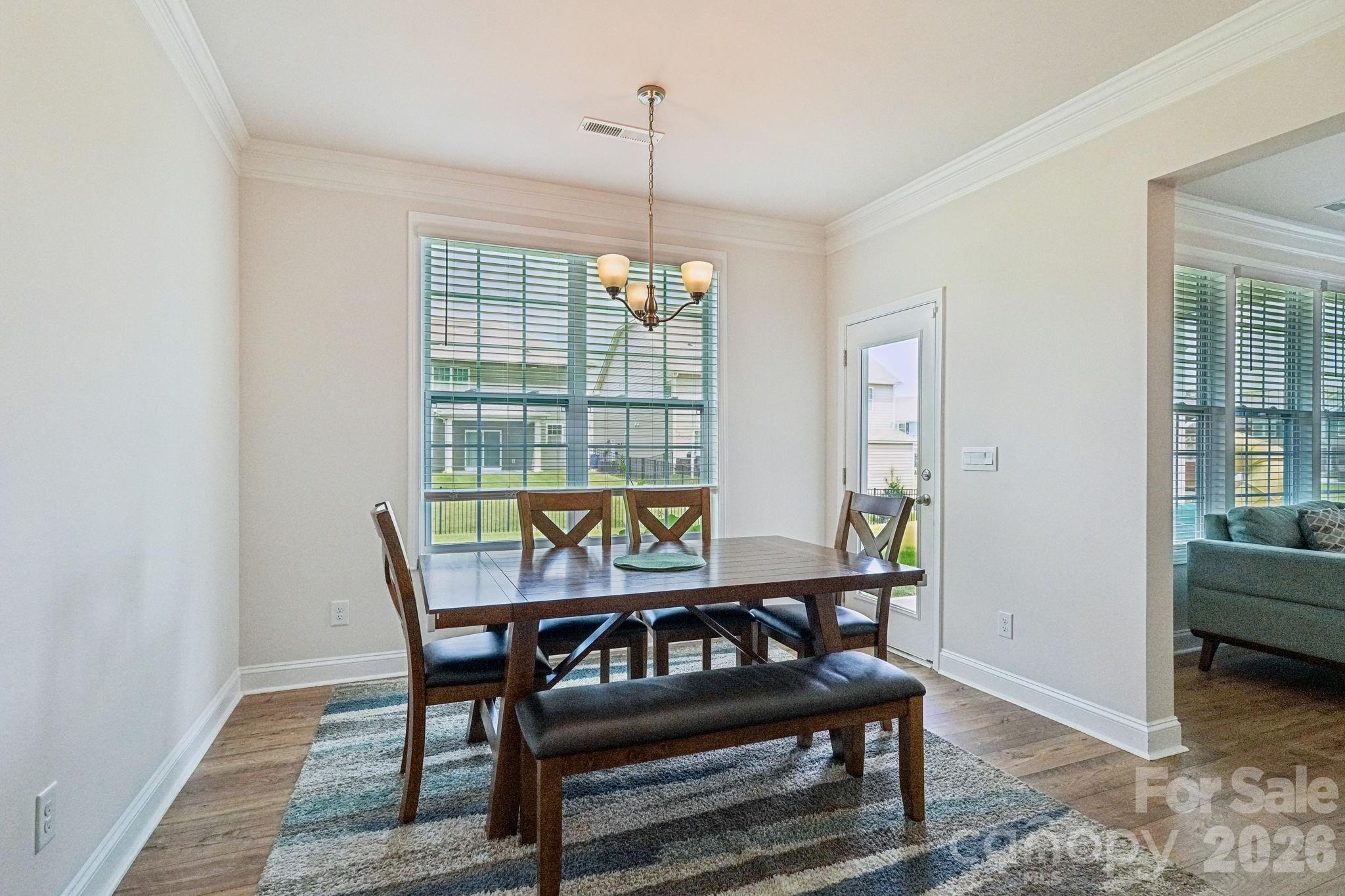1093 Thoroughbred Drive Property Photo 8