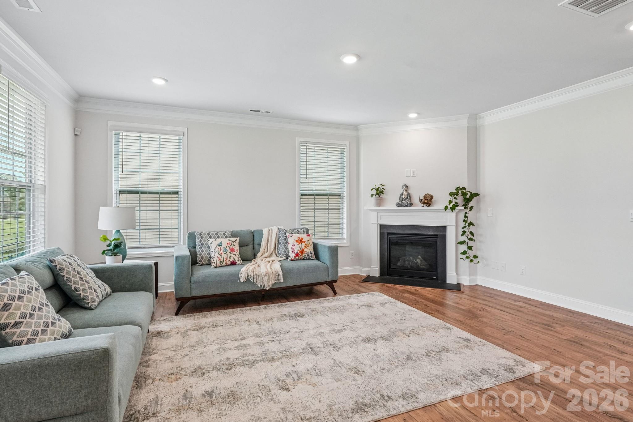 1093 Thoroughbred Drive Property Photo 10